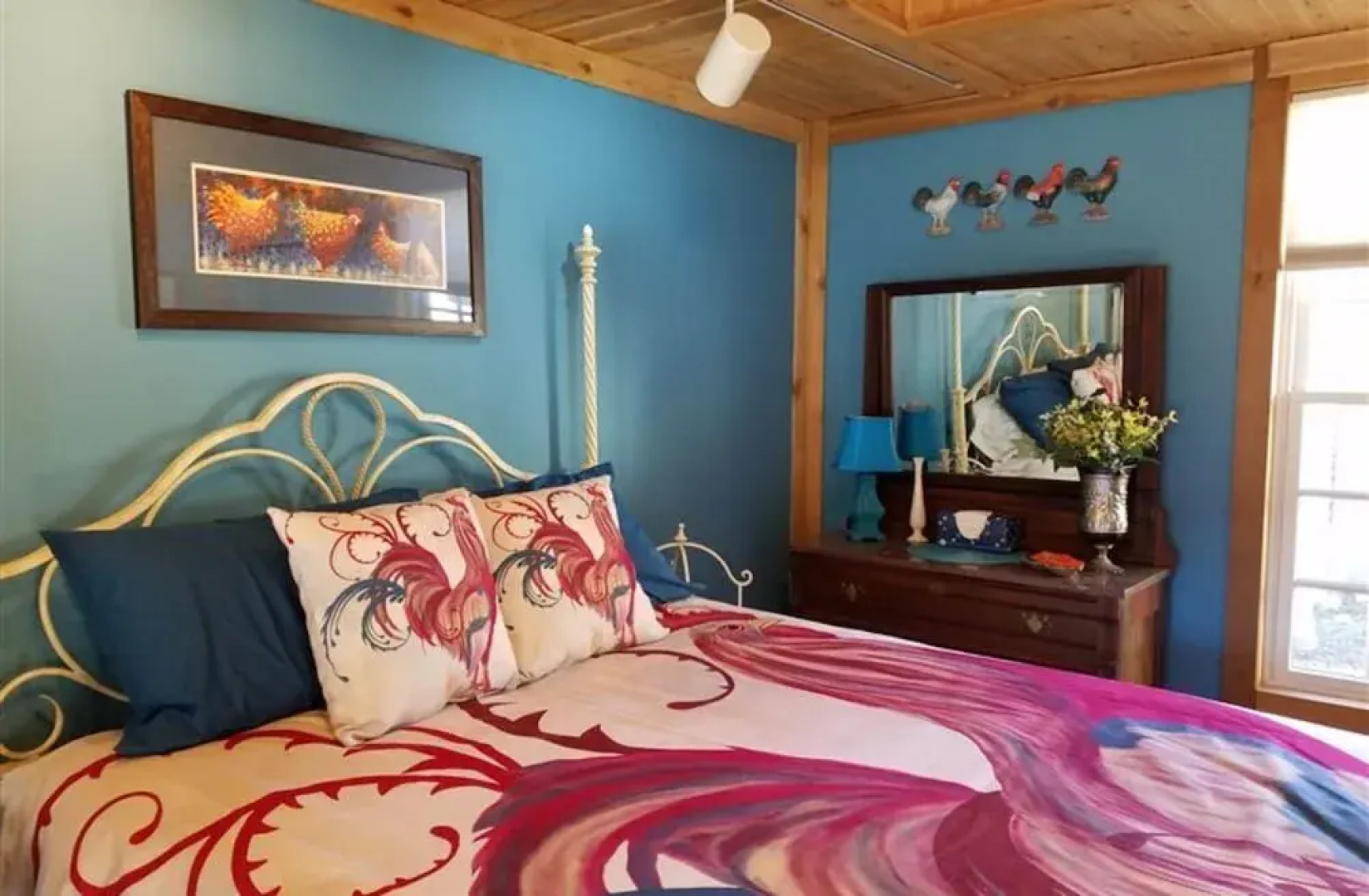 Silly Chickens Lodge B&B