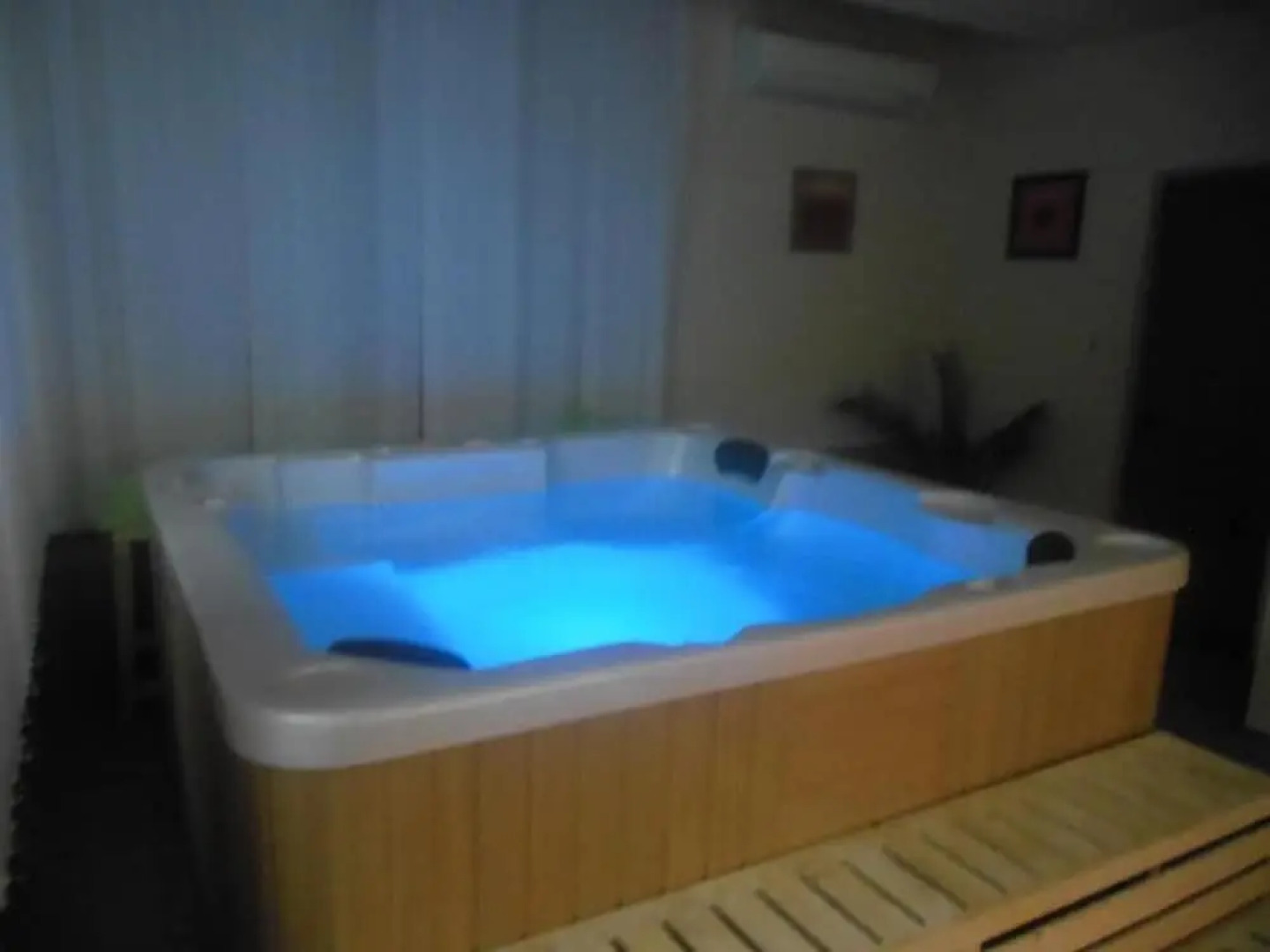 Sharkov Family Hotel