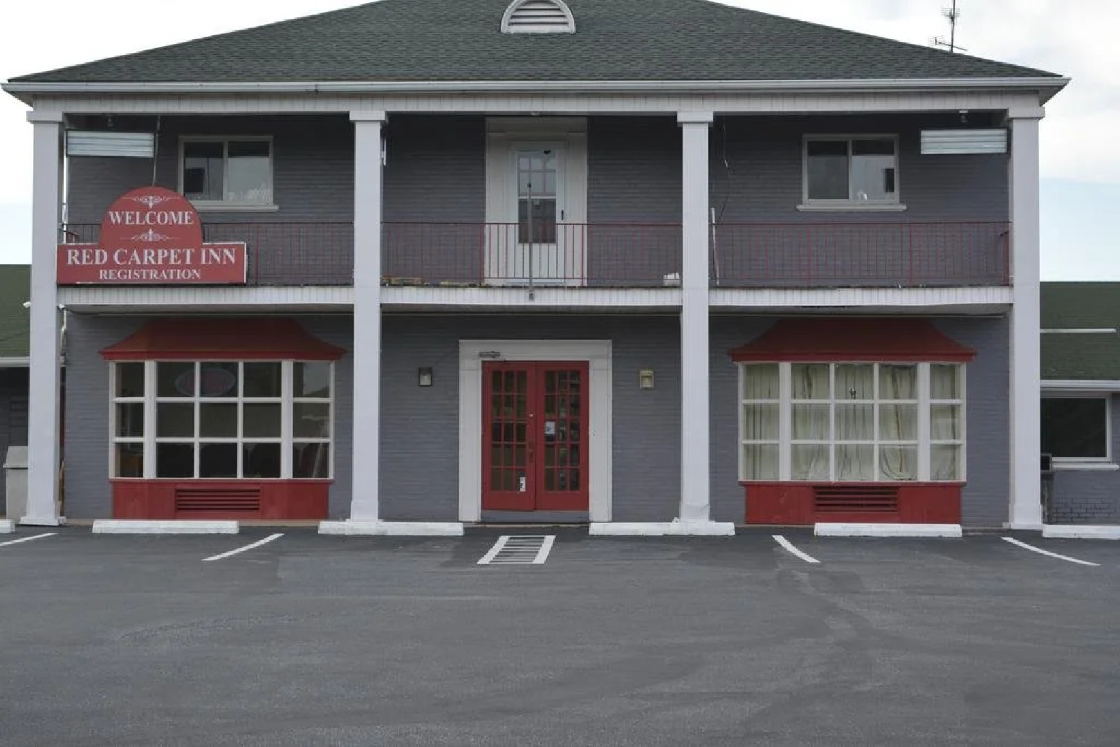 Red Carpet Inn & Suites New Cumberland