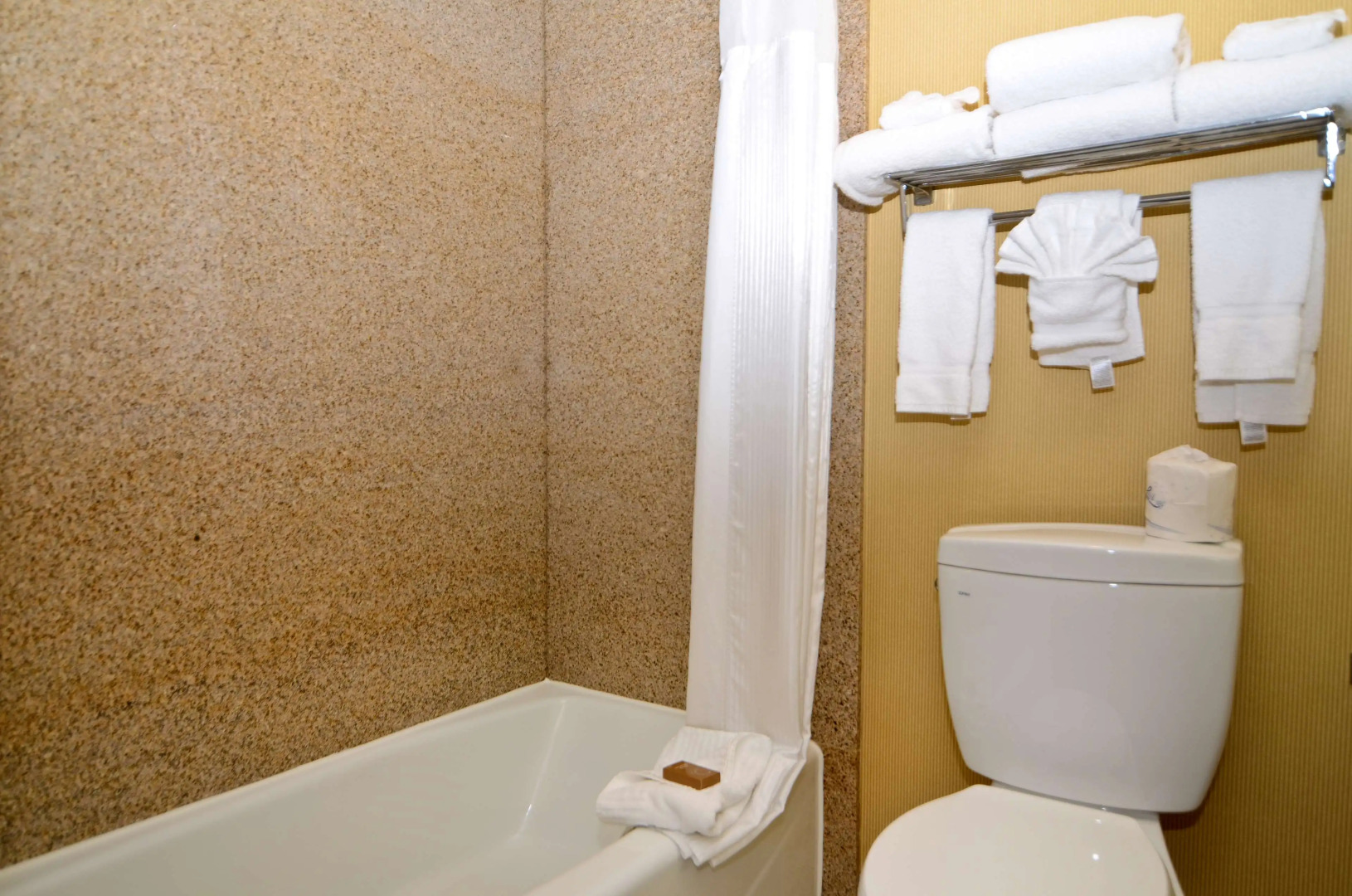 Best Western Plus Newport Mesa Inn