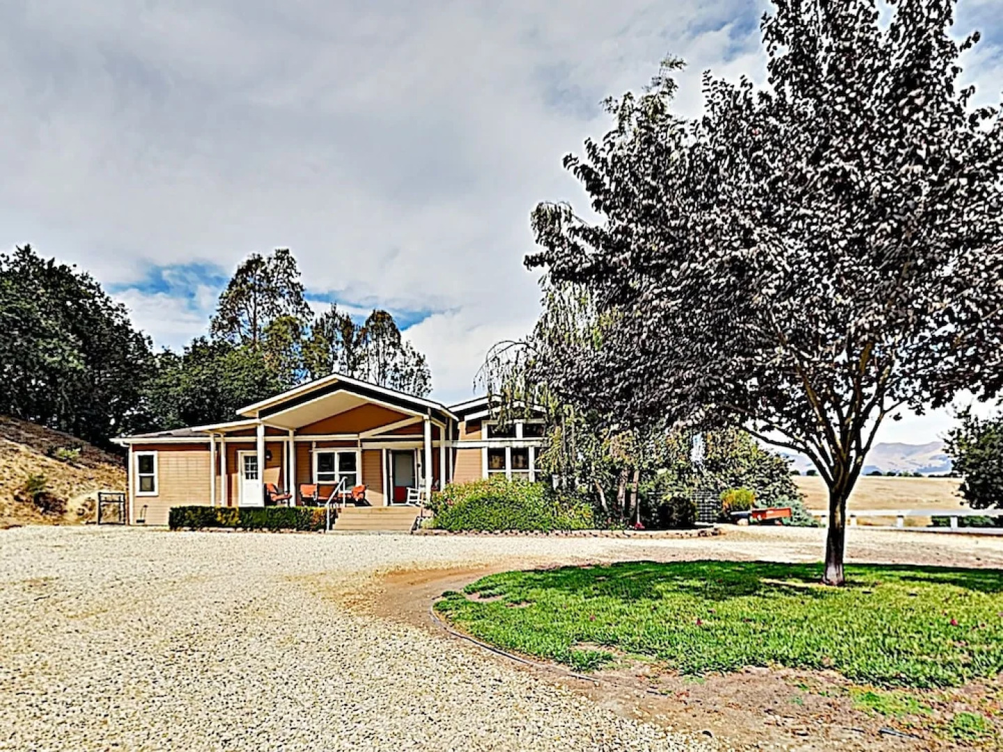 West Haven Farm 3 Bedrooms 2 Bathrooms Home