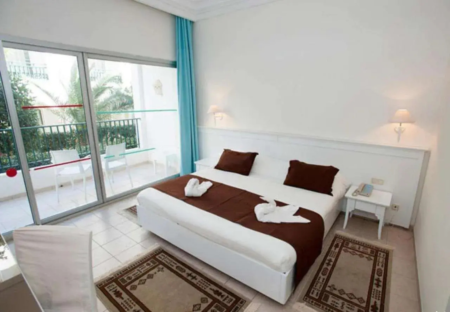 Soviva Resort - Families Only