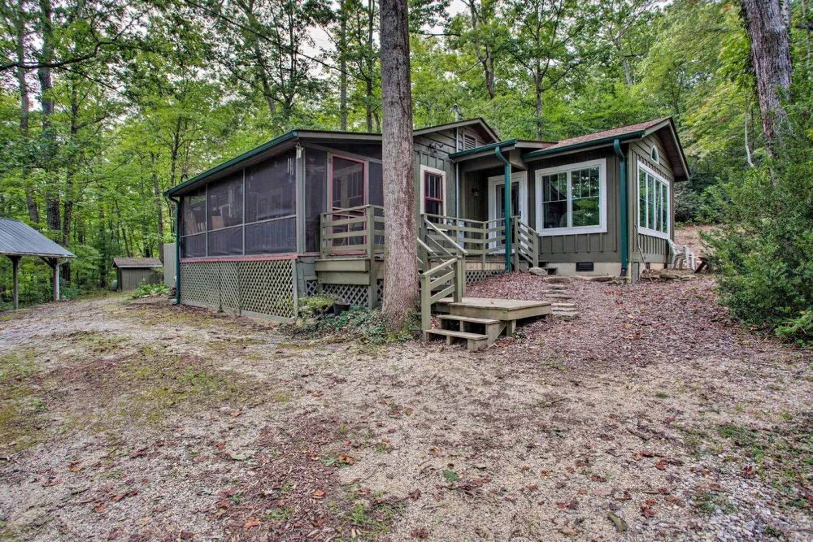 Asheville-area Cabin w/ Fire Pit & Forest Views