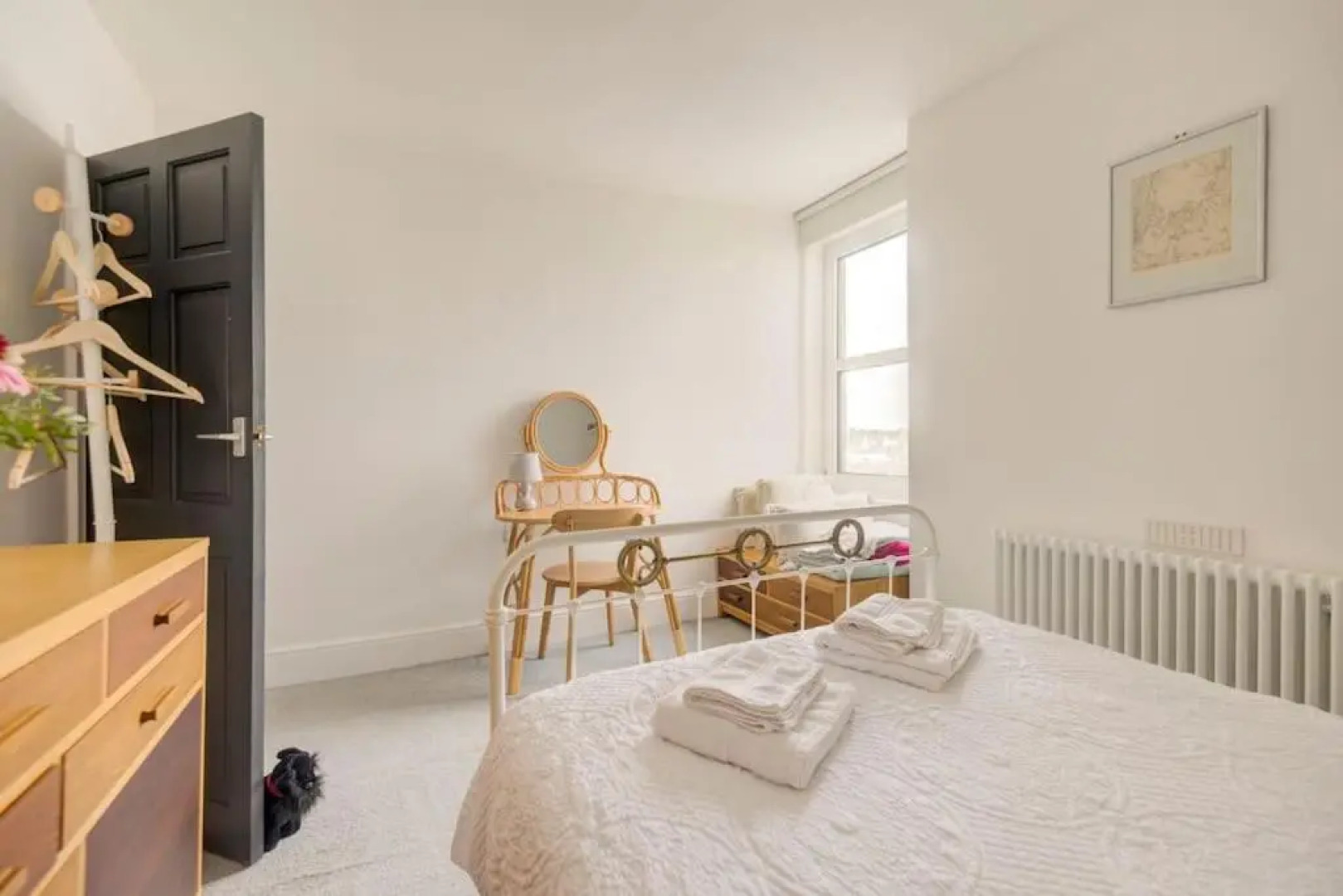 Worthing sea-front apartment