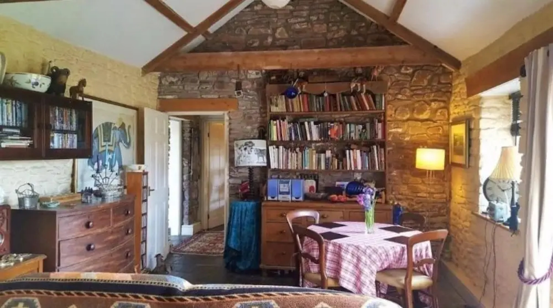 Cosy Coach House Cottage