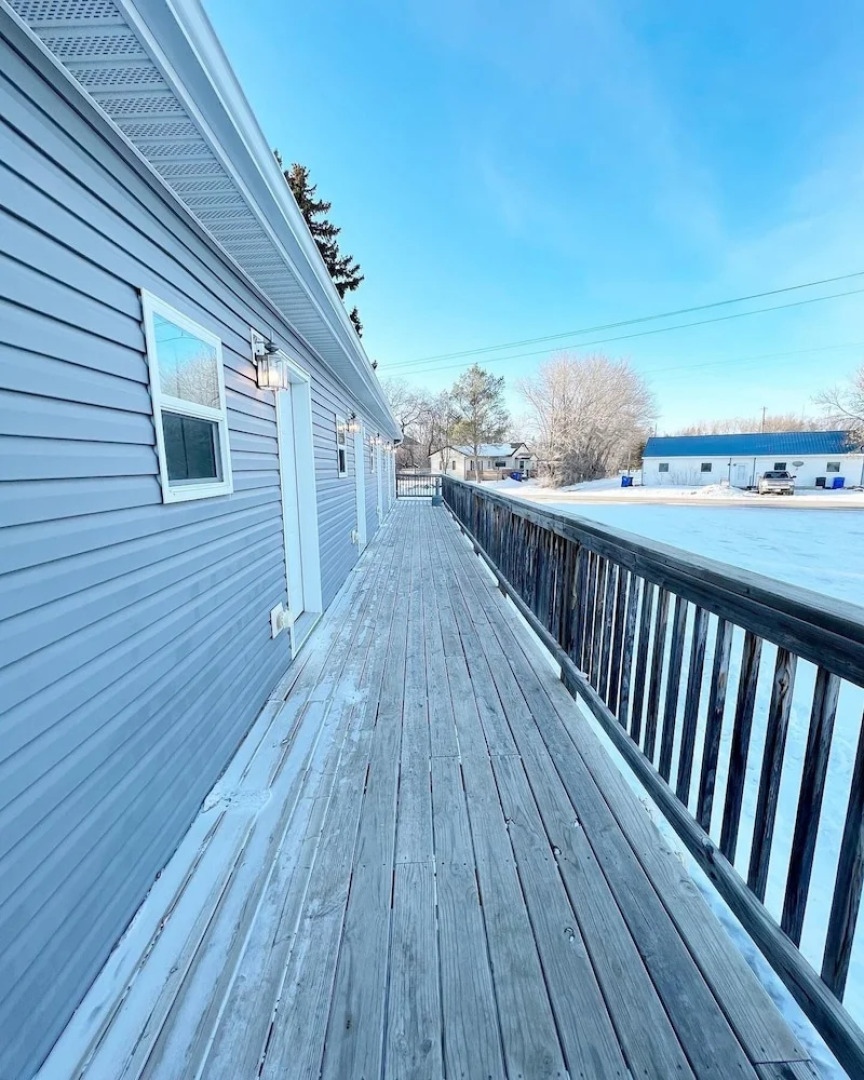 The Trail Inn - Melita, Manitoba - HWY 83/ HWY 3