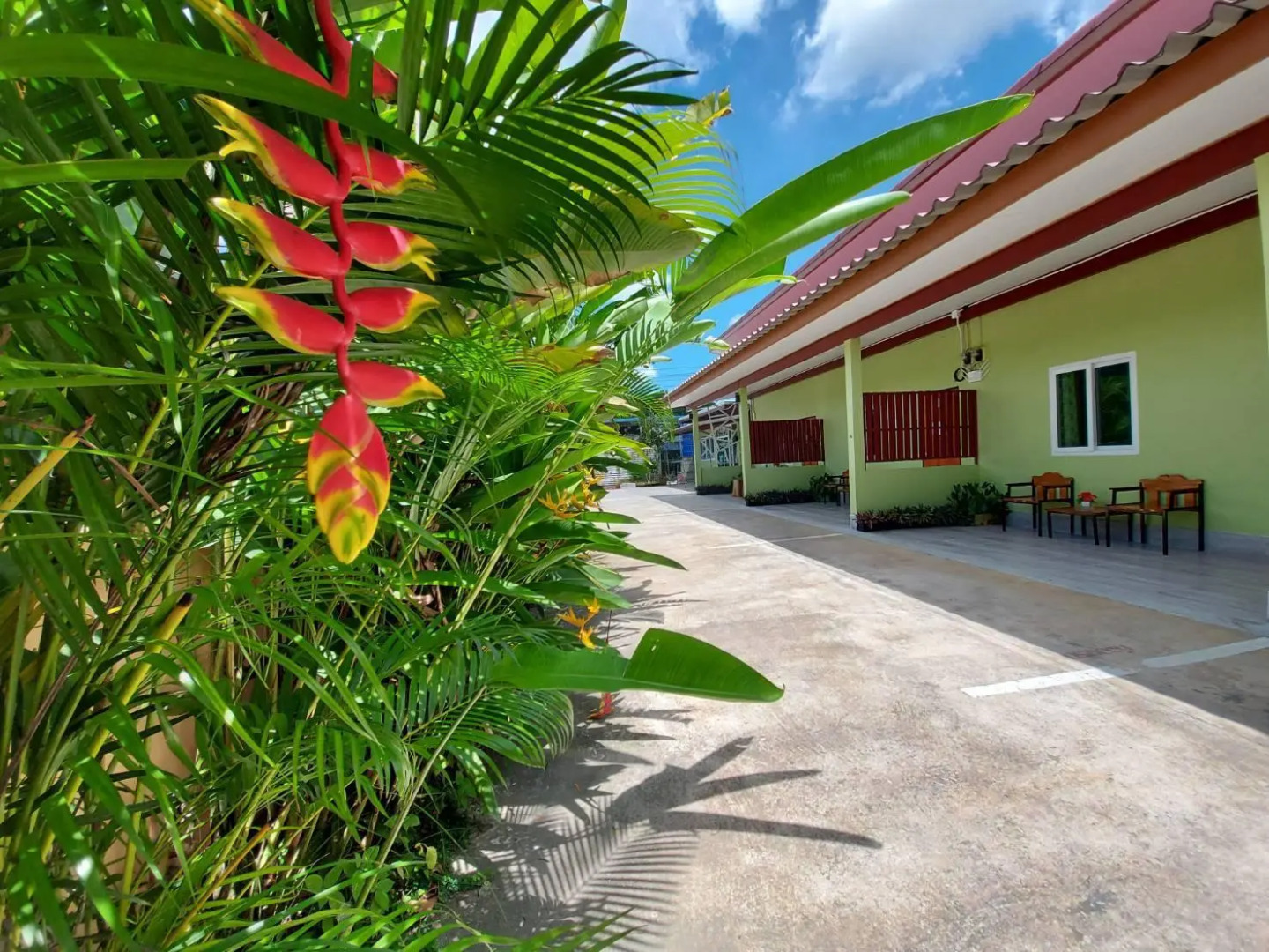 Charlie Resort Chumphon