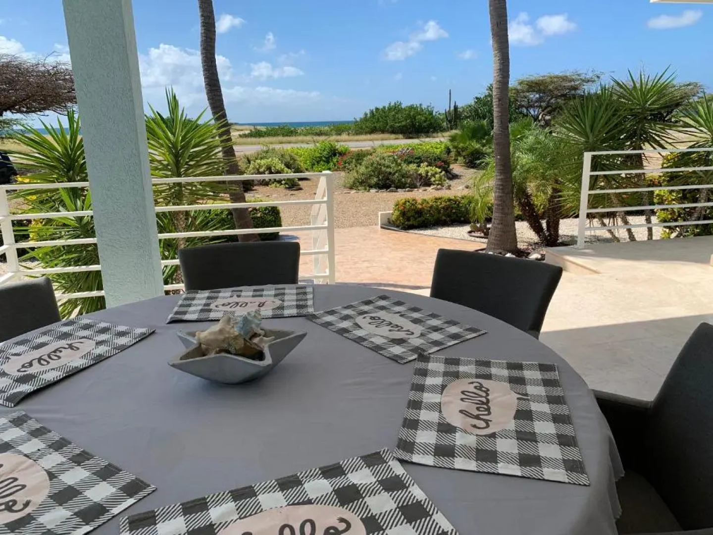 A Ocean View Malmok Villa