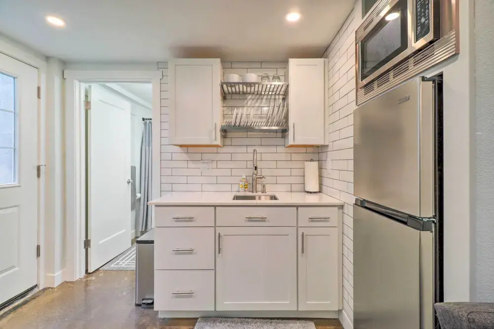 1 Mi to Riverwalk: Downtown Reno Studio w/ Patio!