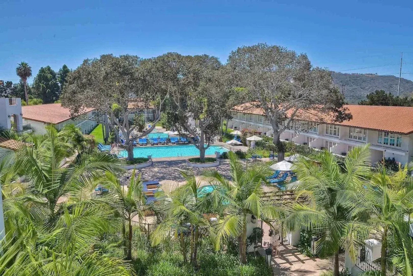 Southern Exposure w/ Private Balcony