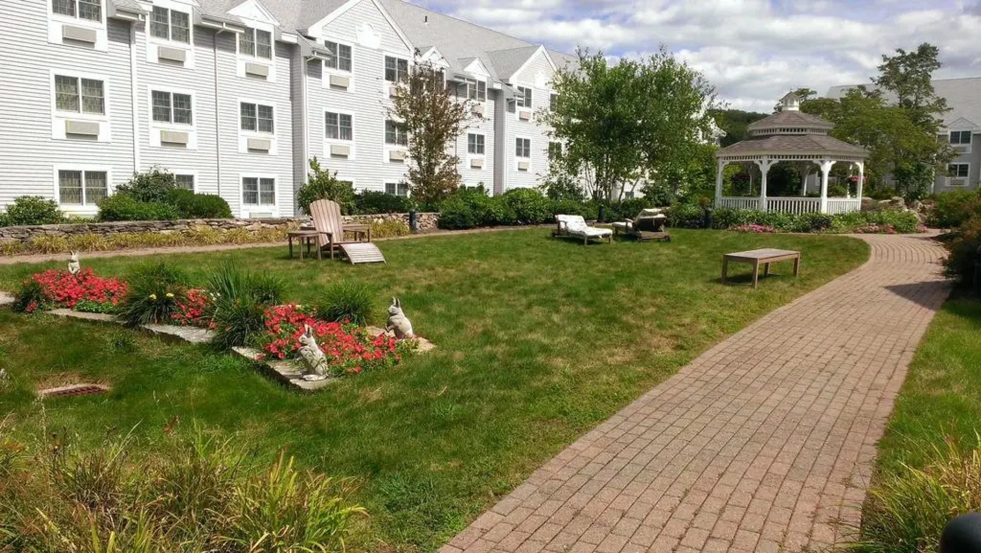 Two Trees Inn at Foxwoods