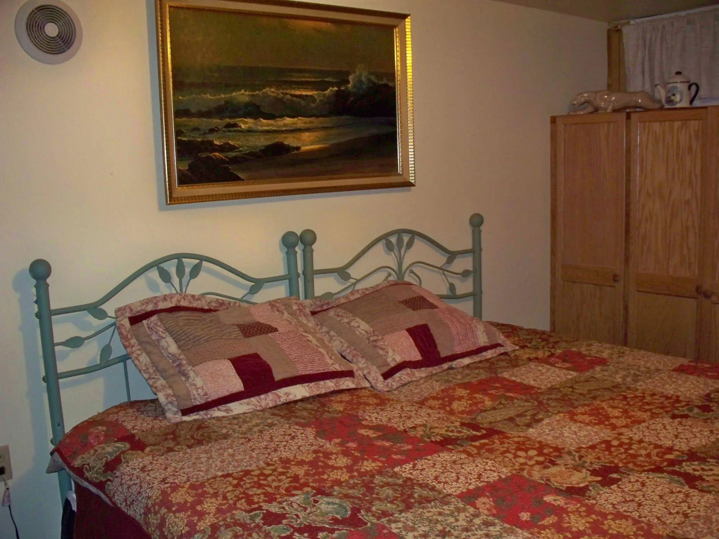 Bear House Bed and Breakfast