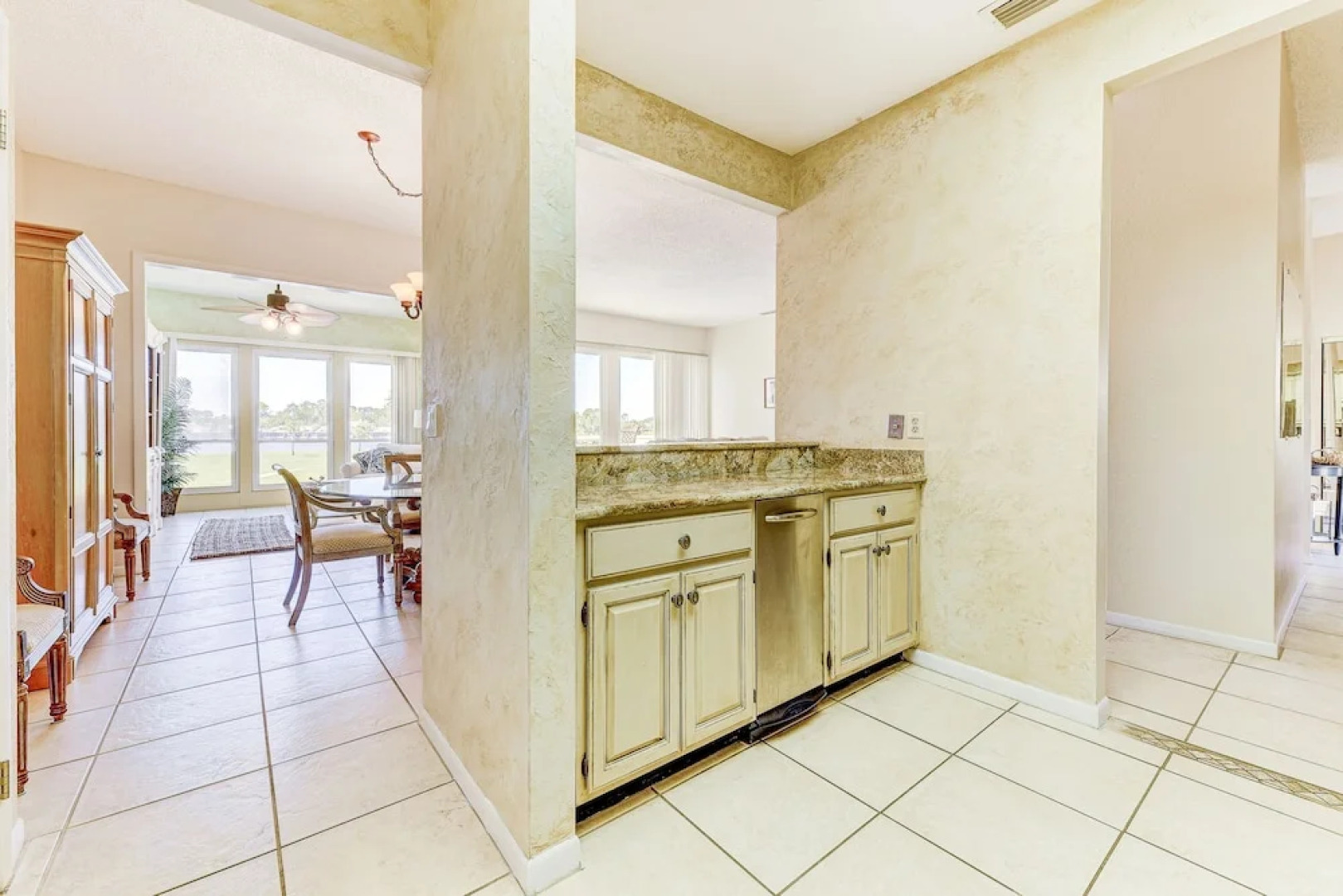 Tifton Way 2 by Vtrips