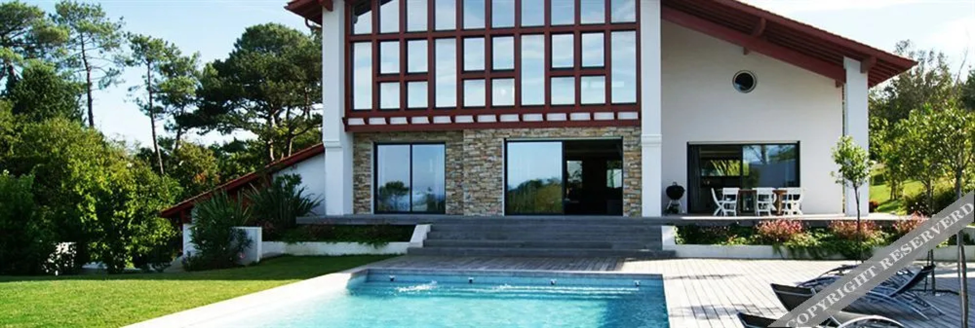 Villa Choriekin Lafitenia Resort