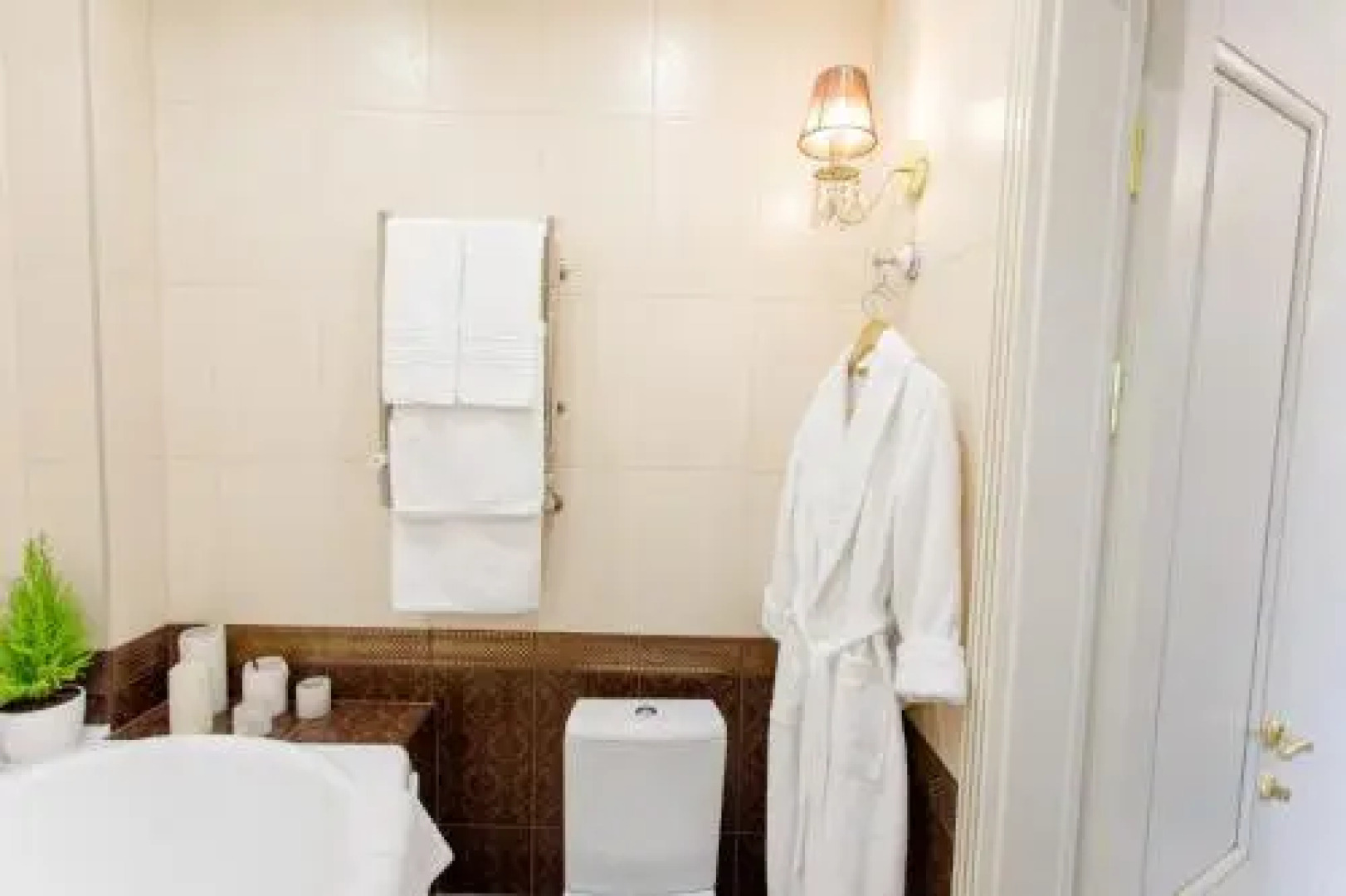 Royal Suite Apartment with Jacuzzi