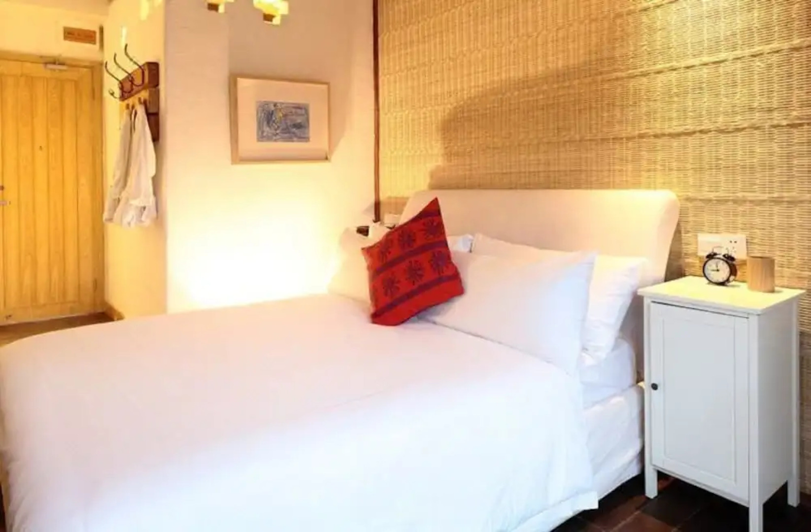 Zuoyouke Theme Hotel