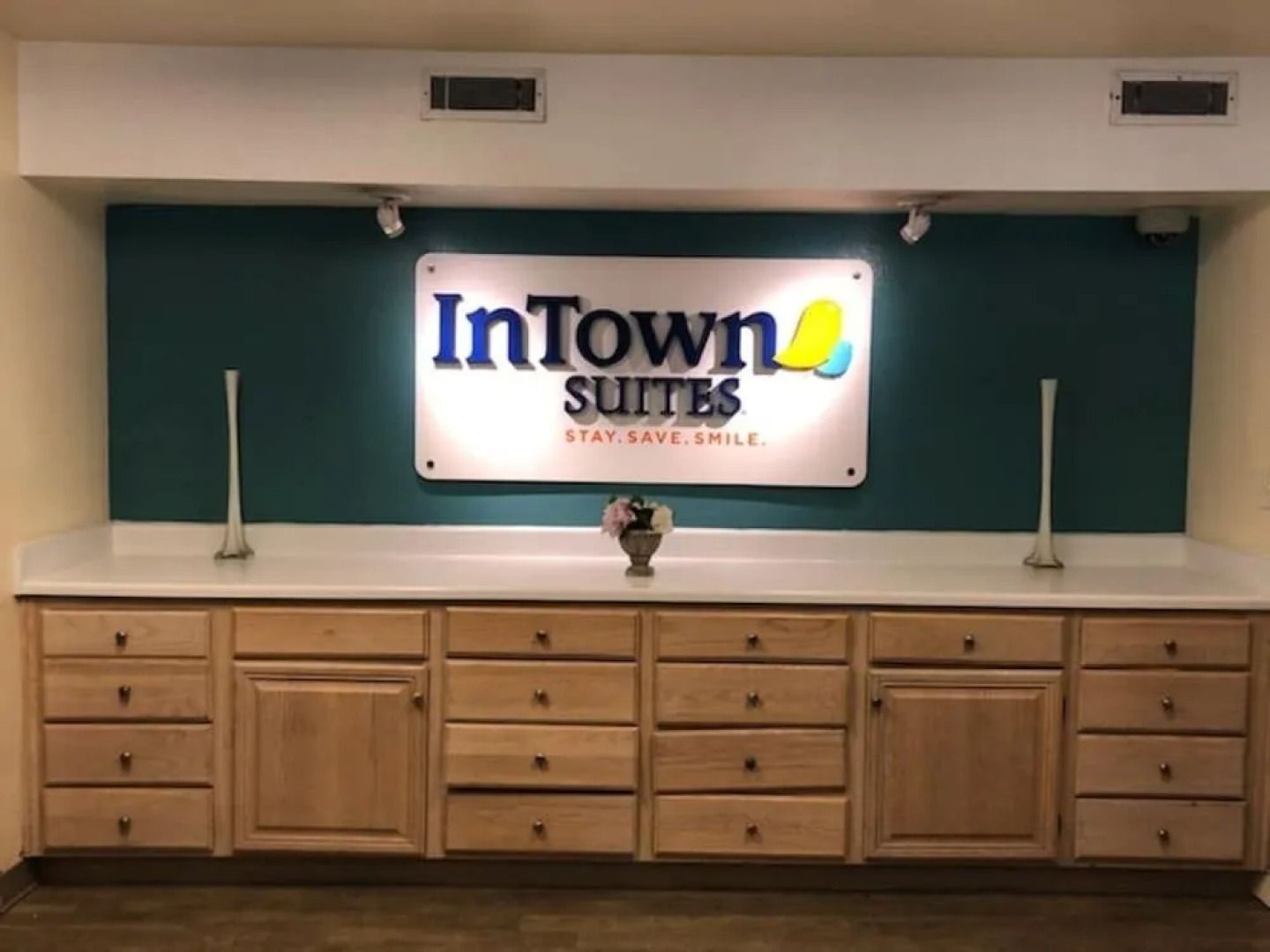 InTown Suites Extended Stay New Orleans - Metairie