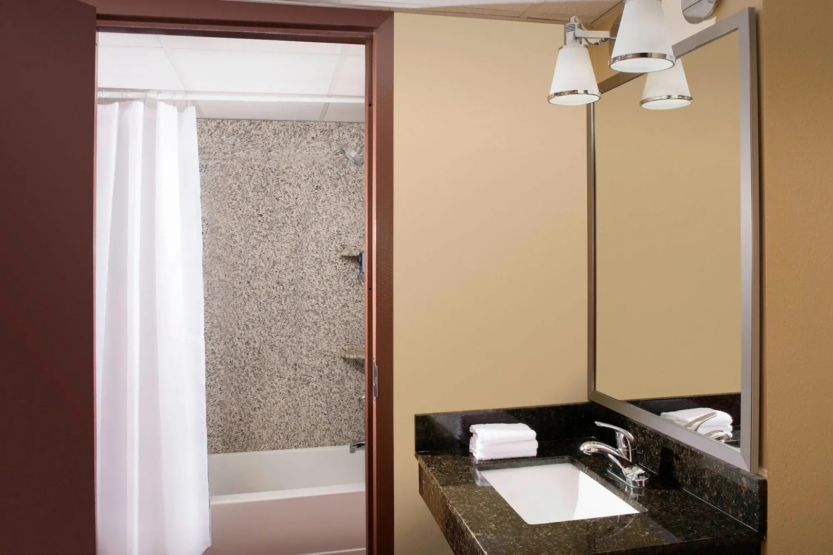 Four Points By Sheraton Virginia Beach Oceanfront