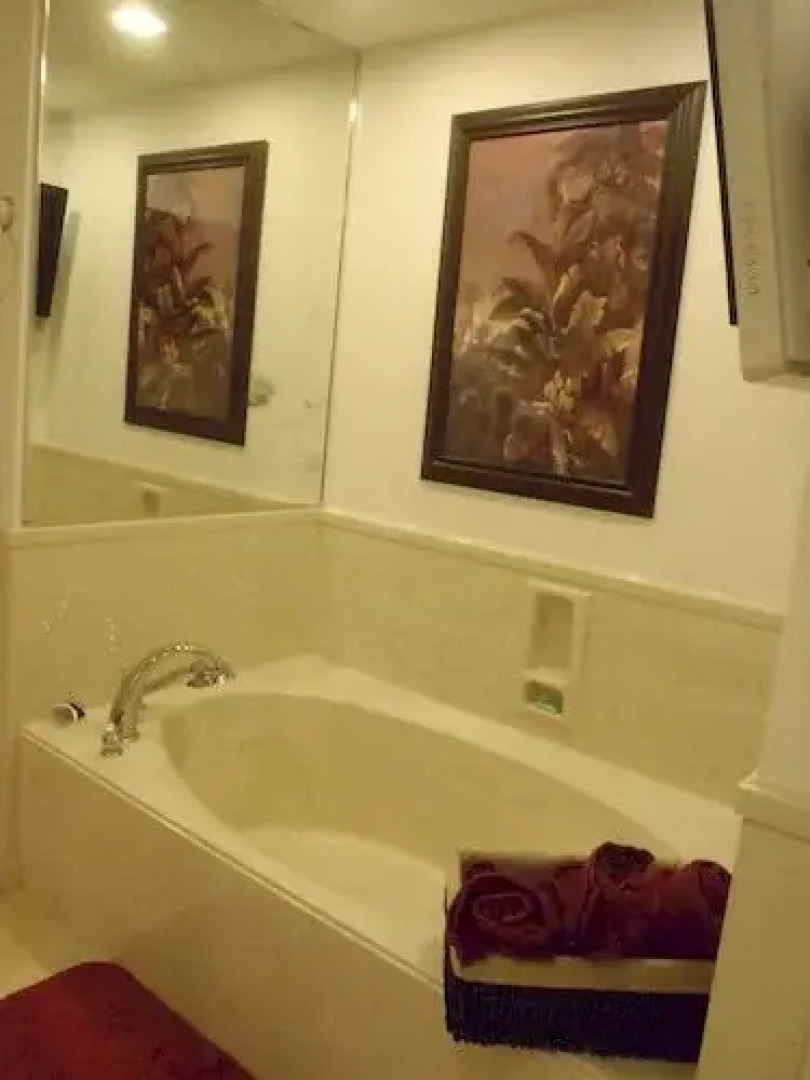 The Great Escape River House