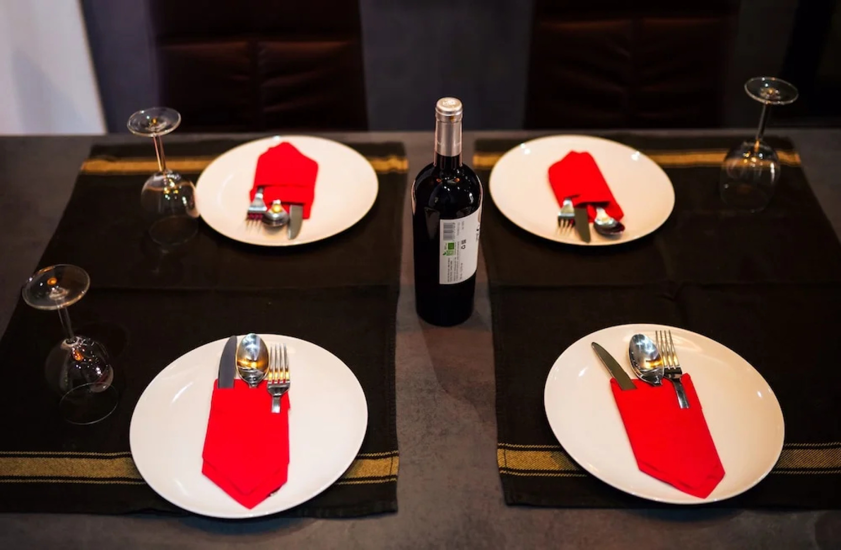 1 Bed Apartment - Sleeps 4 - Parking, Wifi