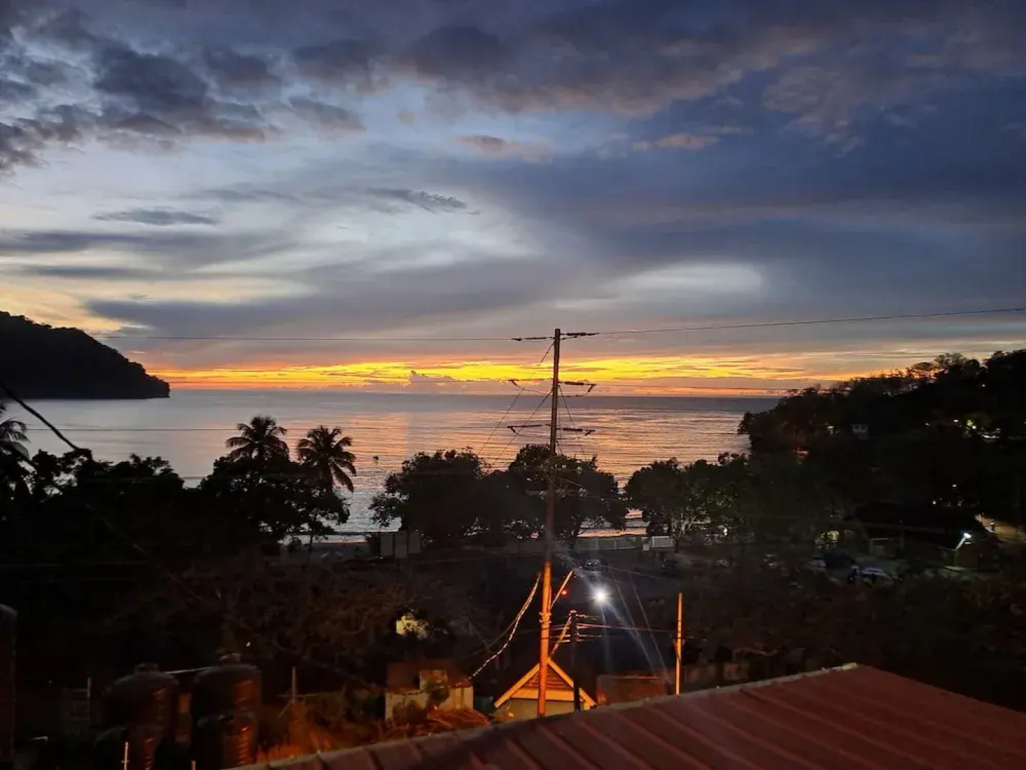 Las Cuevas Beach Lodge