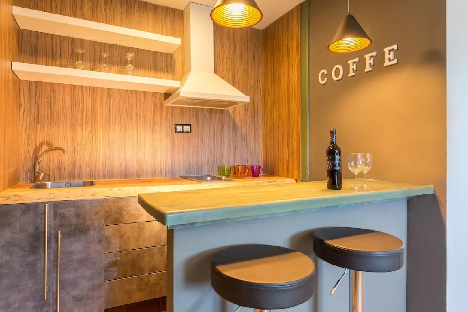 Blue Tour Travel Plaza