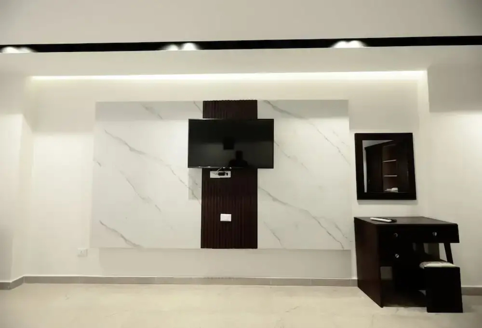 King Khafren View INN