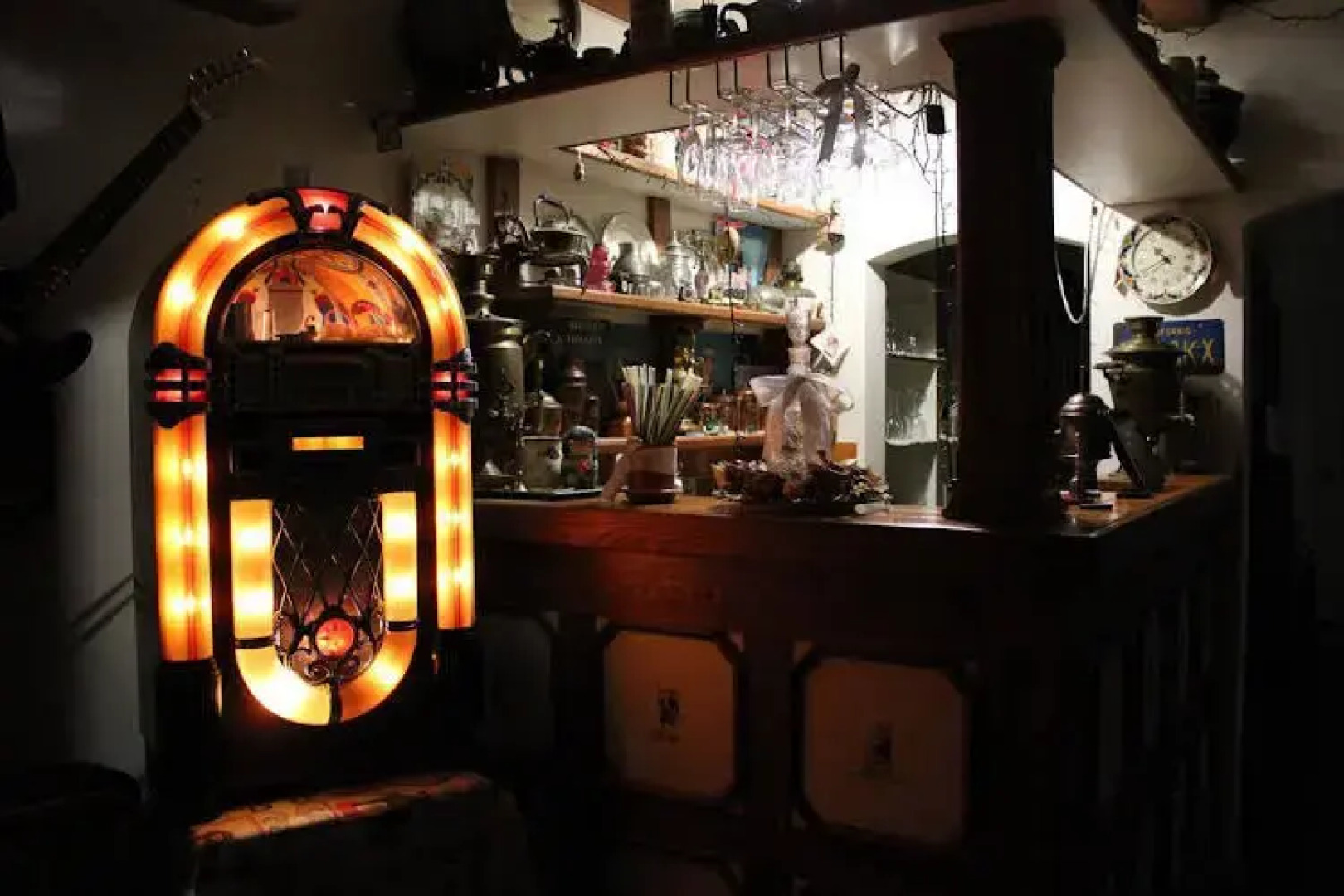 Vintazh Otel Surikova