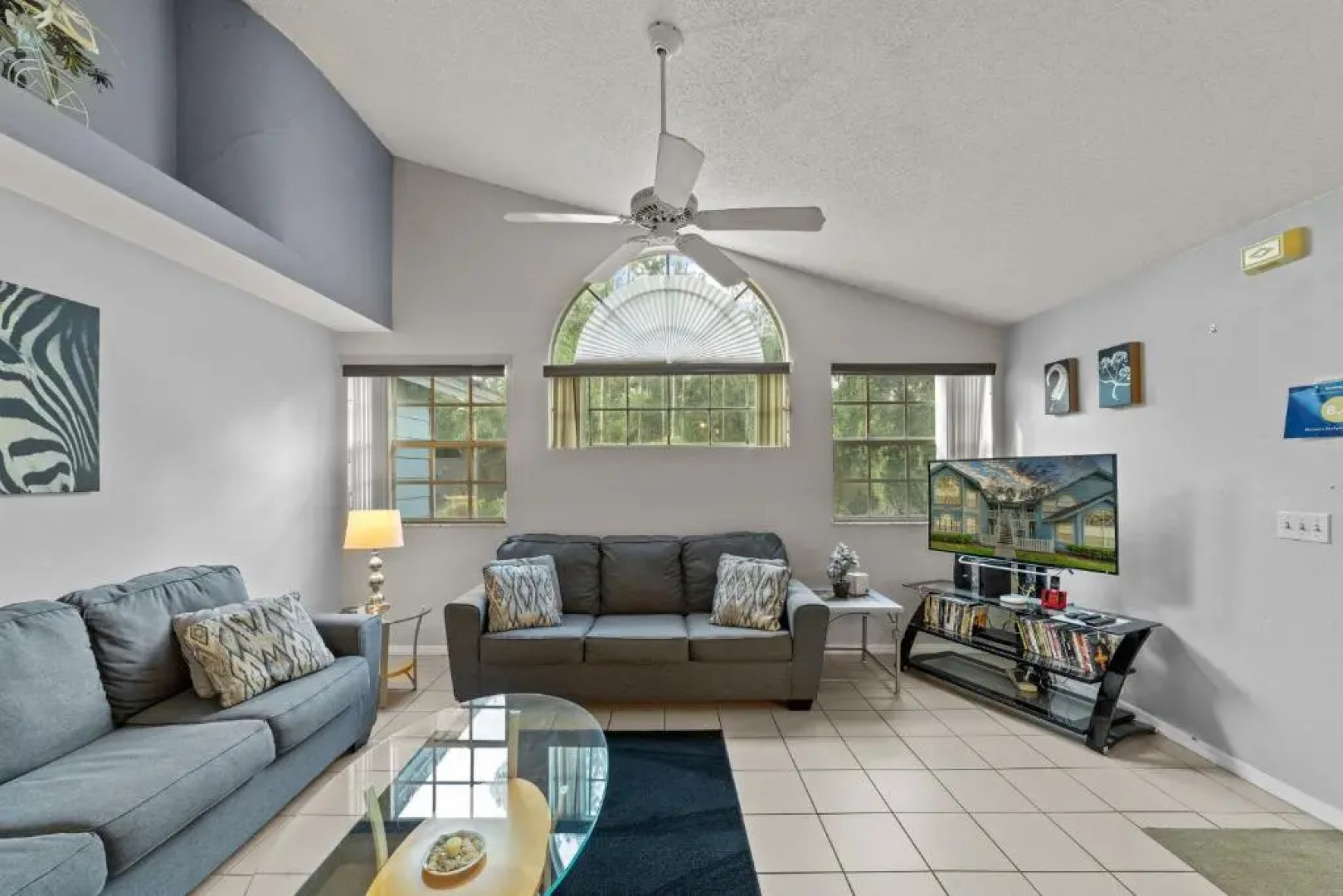 Mickey's Backyard Neighbor!