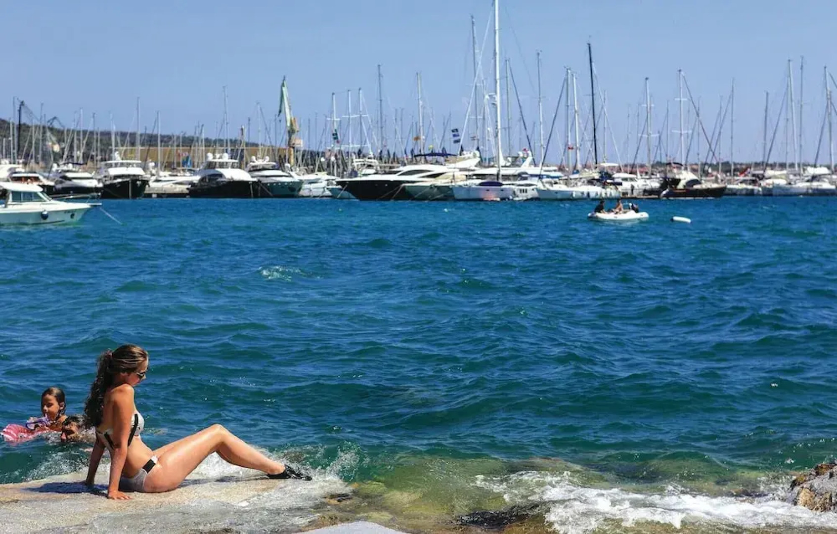 Stunning Home in Okrug Gornji With Jacuzzi, Wifi and 6 Bedrooms