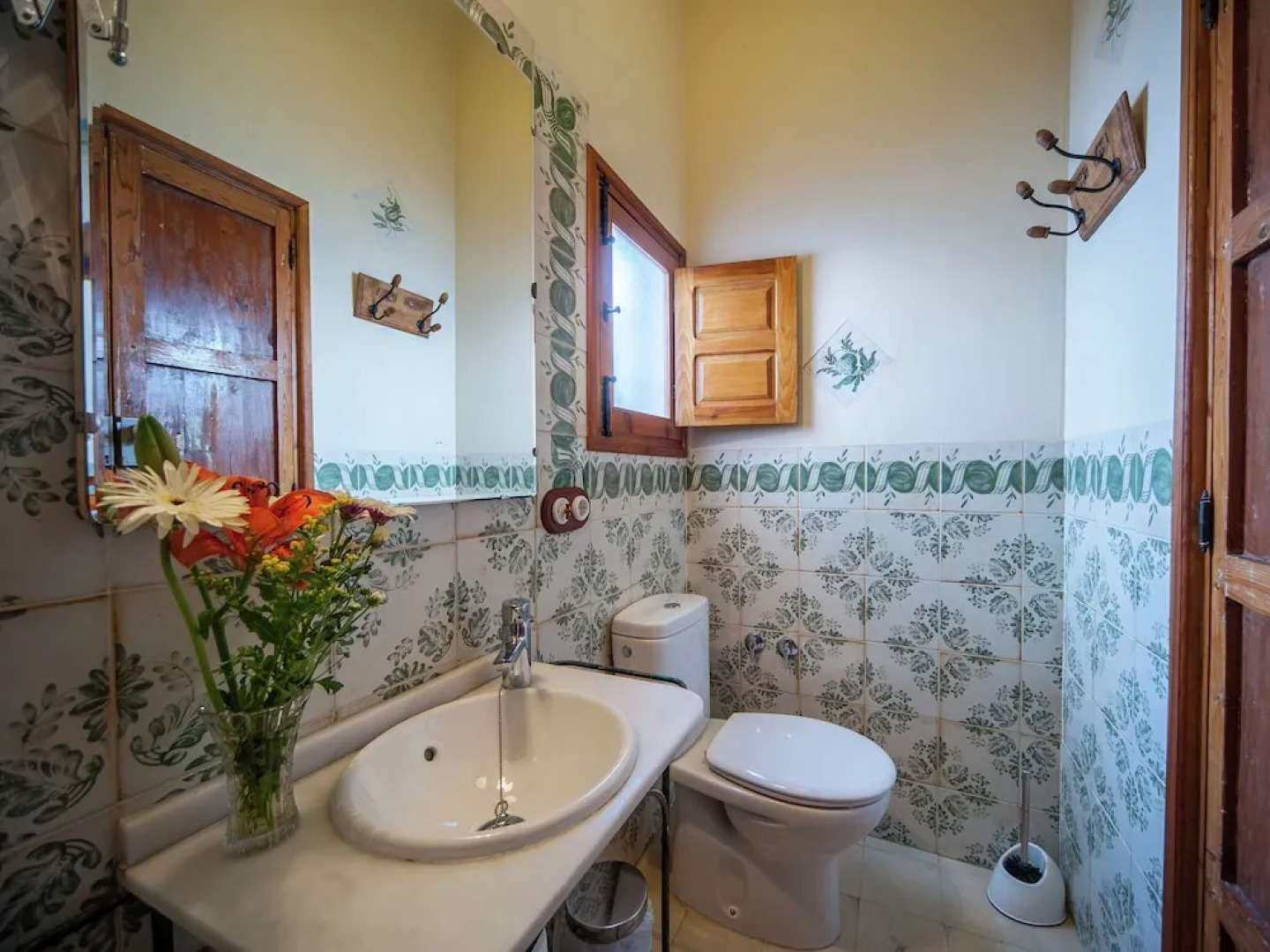 Rustic Cottage in Rute With Swimming Pool