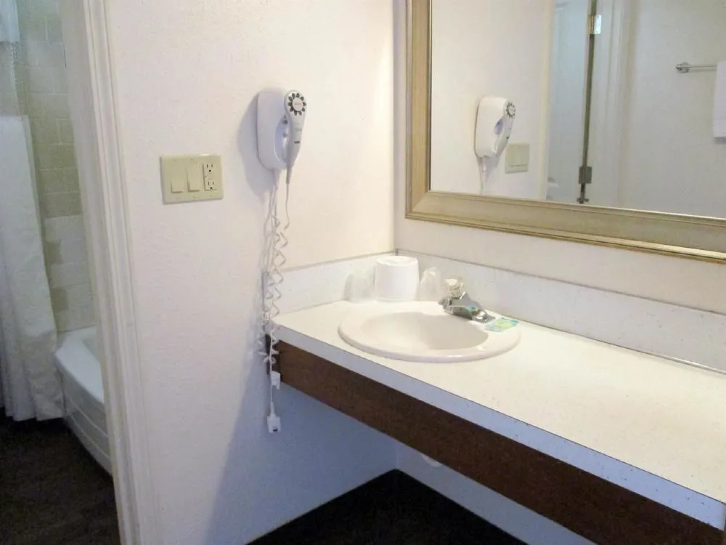 Americas Best Value Inn St. Helen