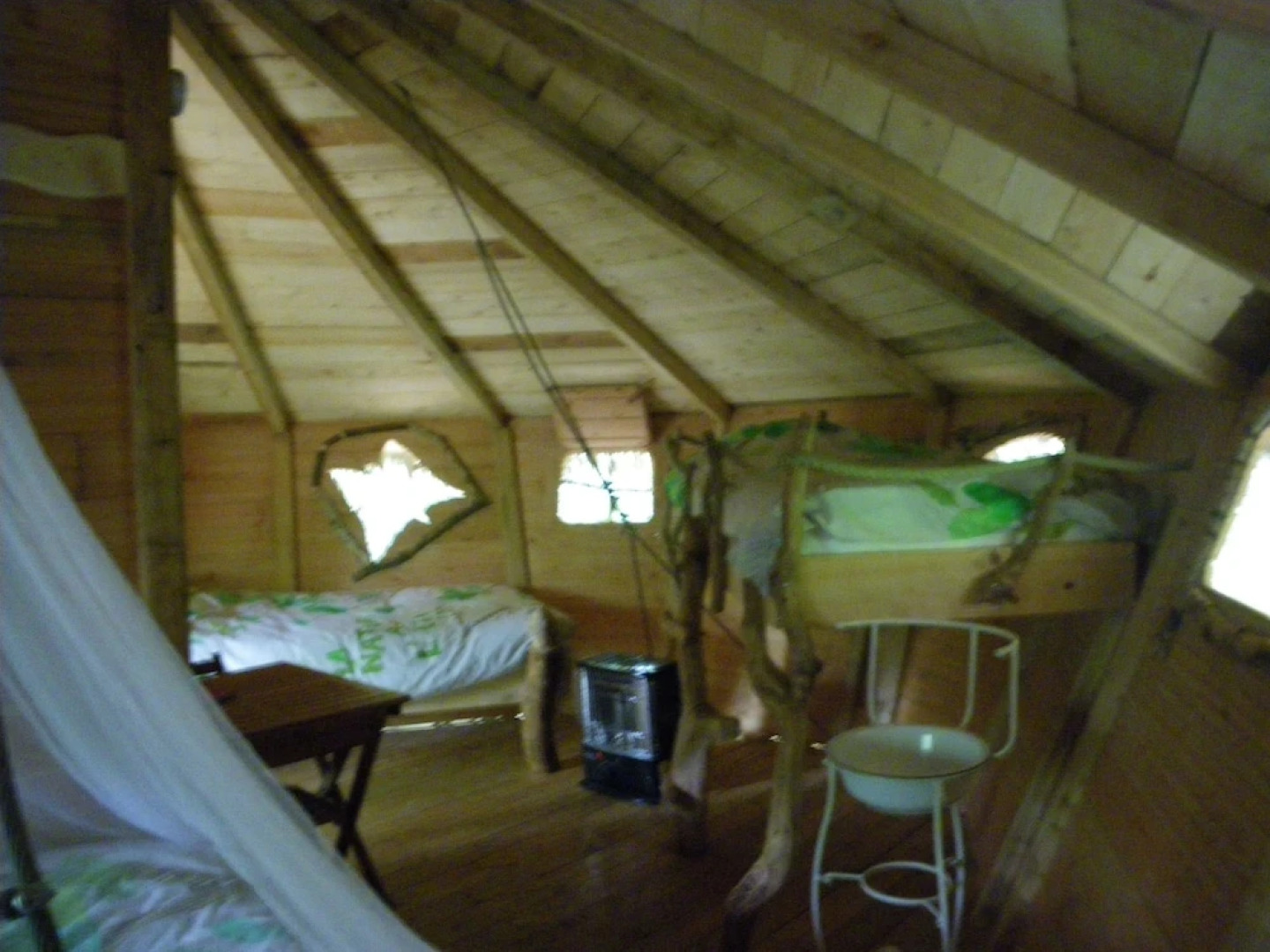 Les Cabanes De Fontaine