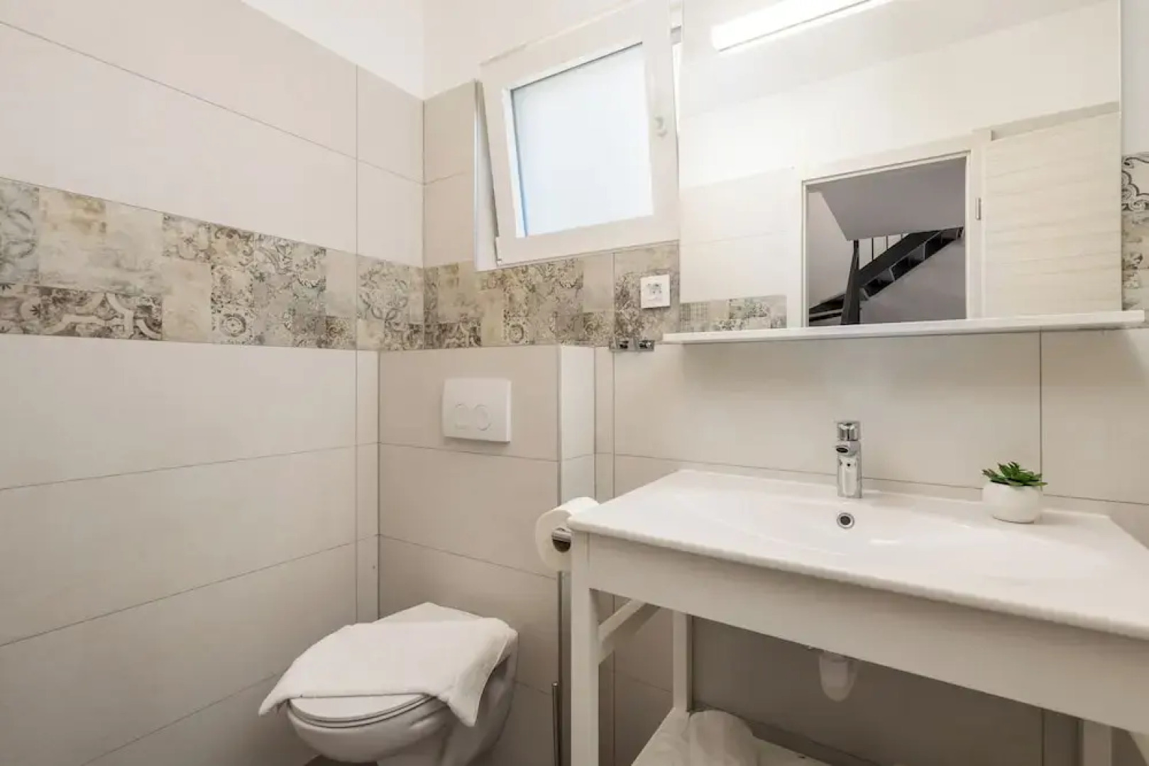 Holiday Homes Oštro