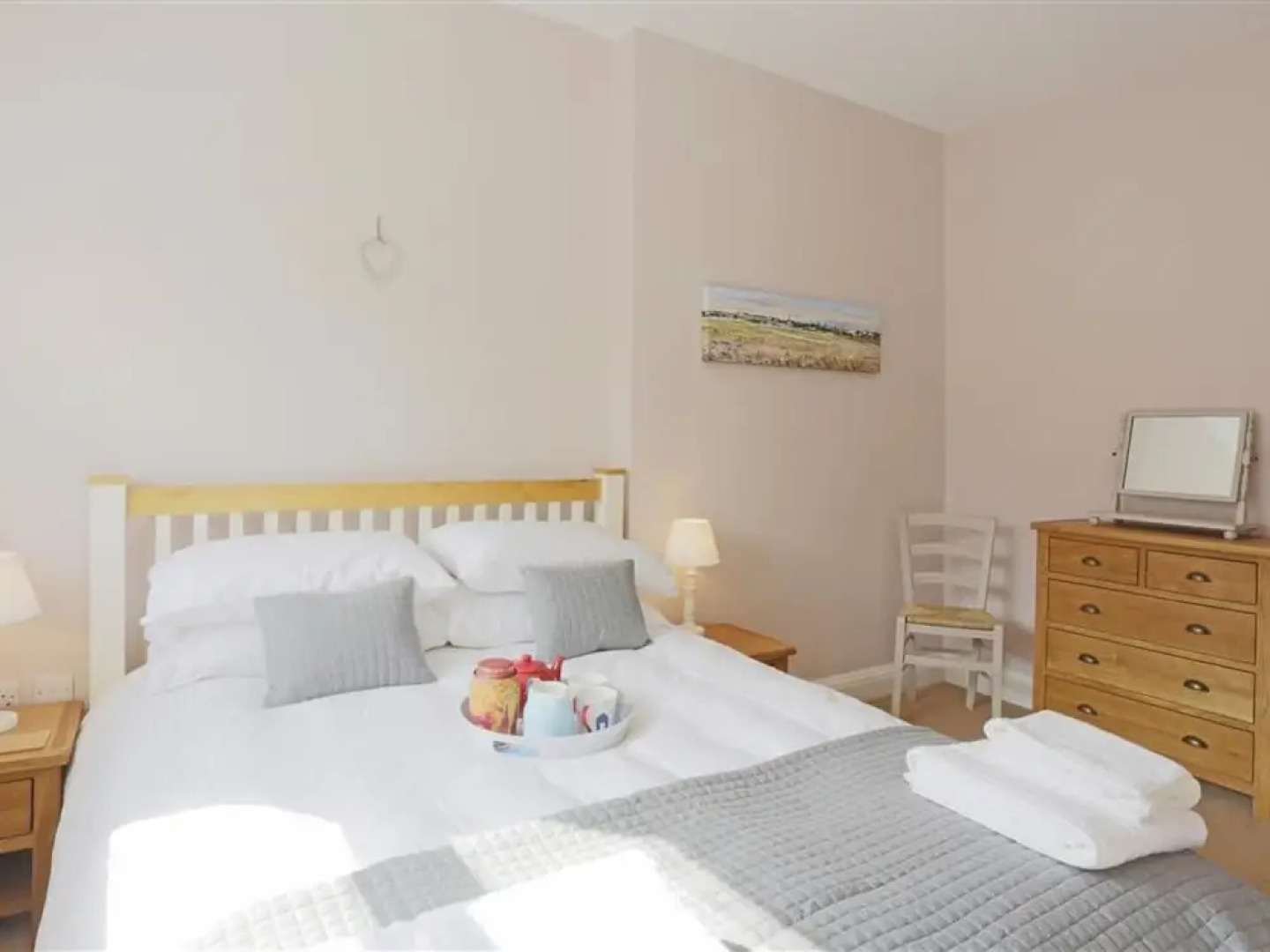 Delightful holiday home in Southwold with Garden