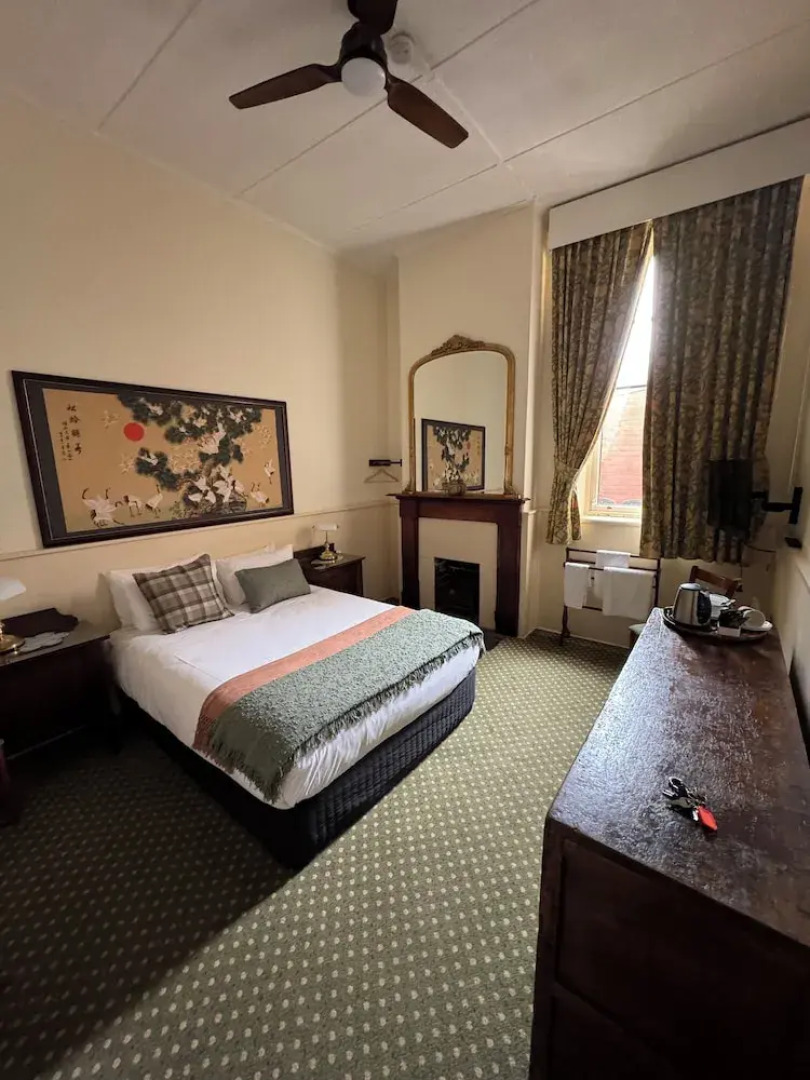 American Hotel Creswick