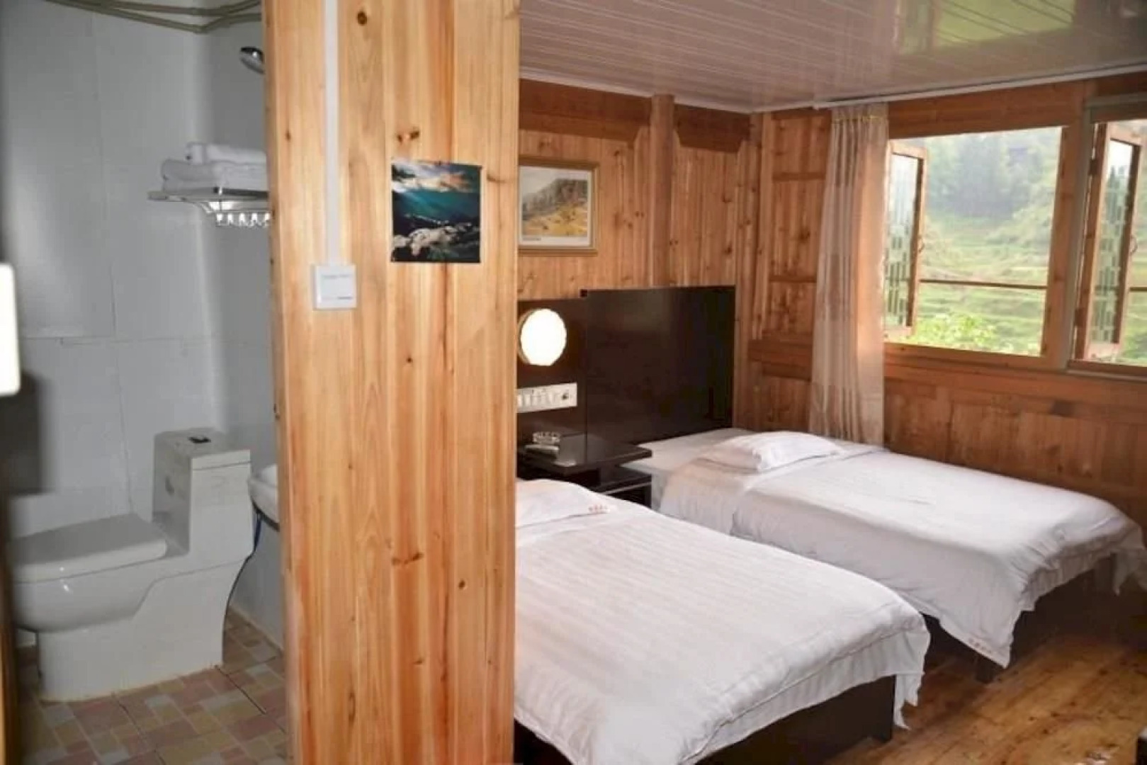 Longji Weixinge Hotel