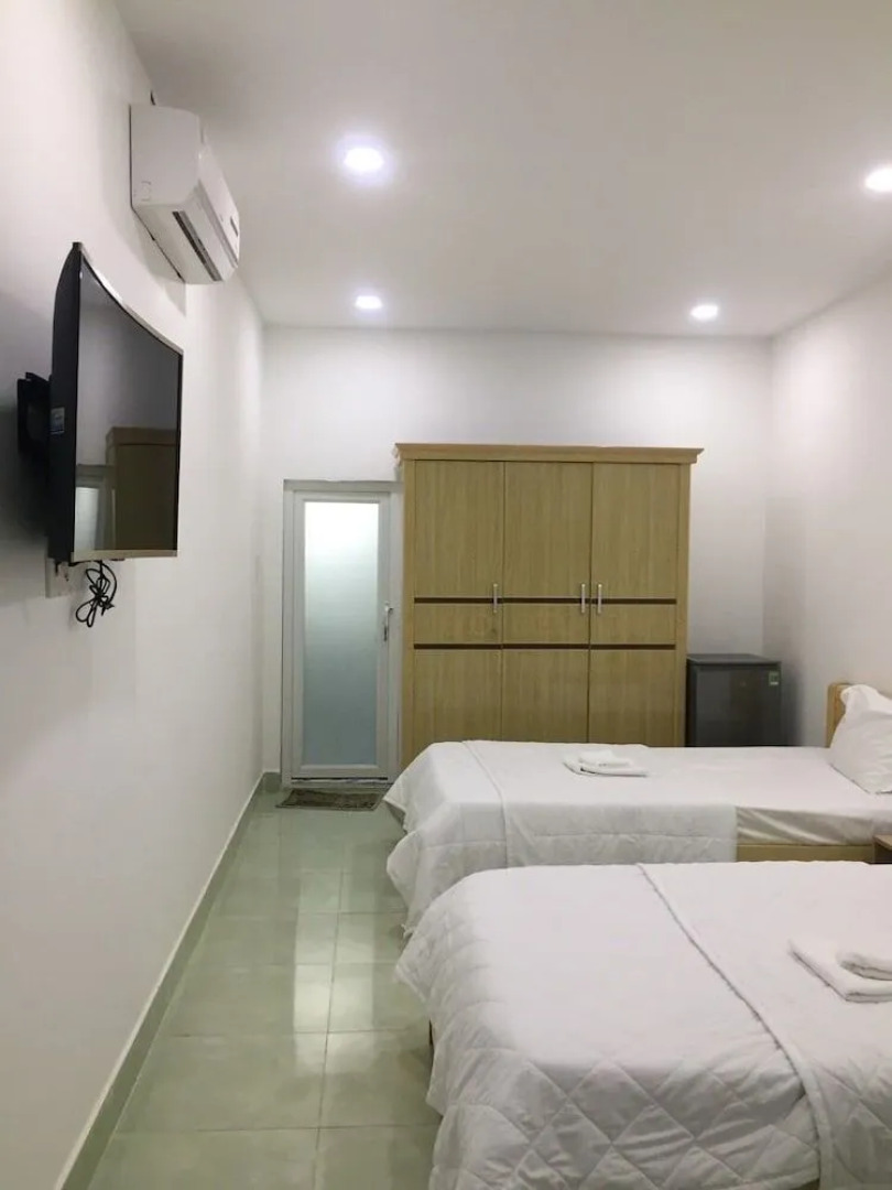 Binh Duong Hotel and Apartment
