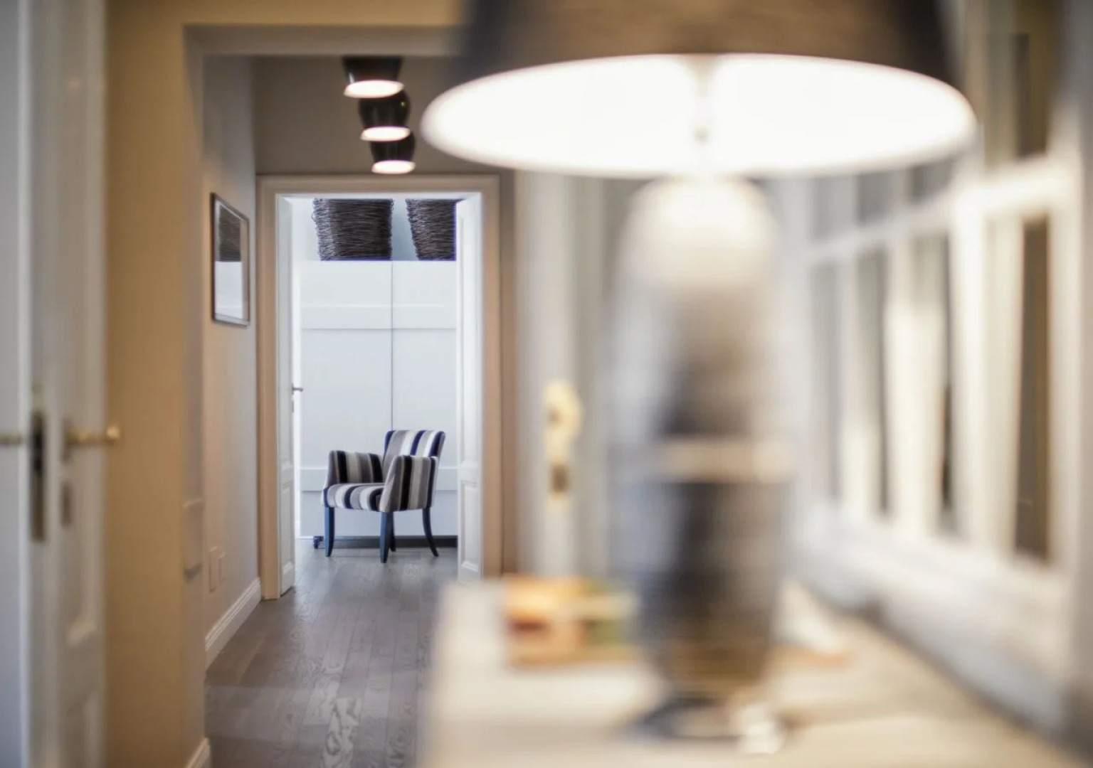 Отель The Independent Suites