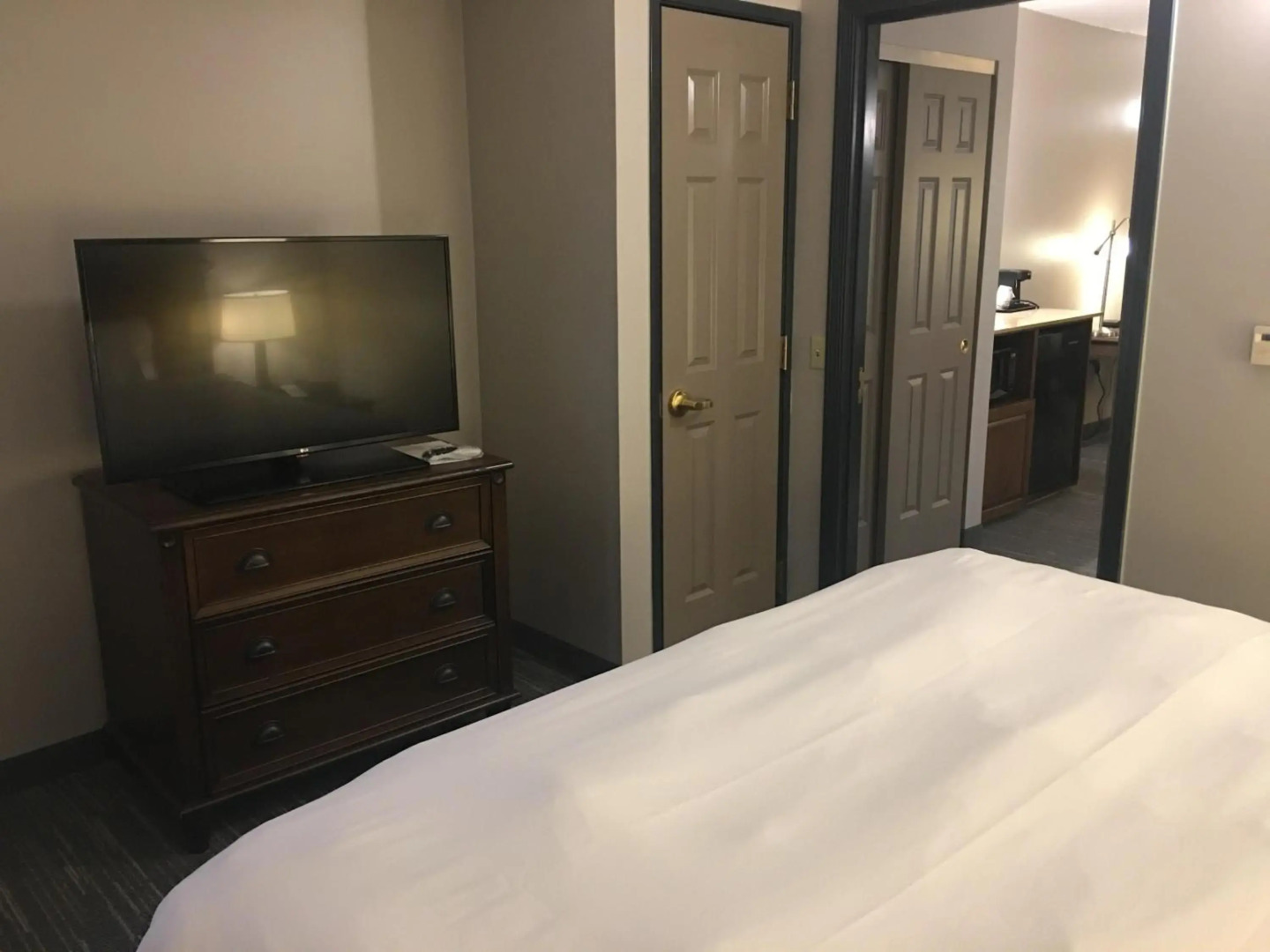 Country Inn & Suites by Radisson, Grand Rapids East, MI