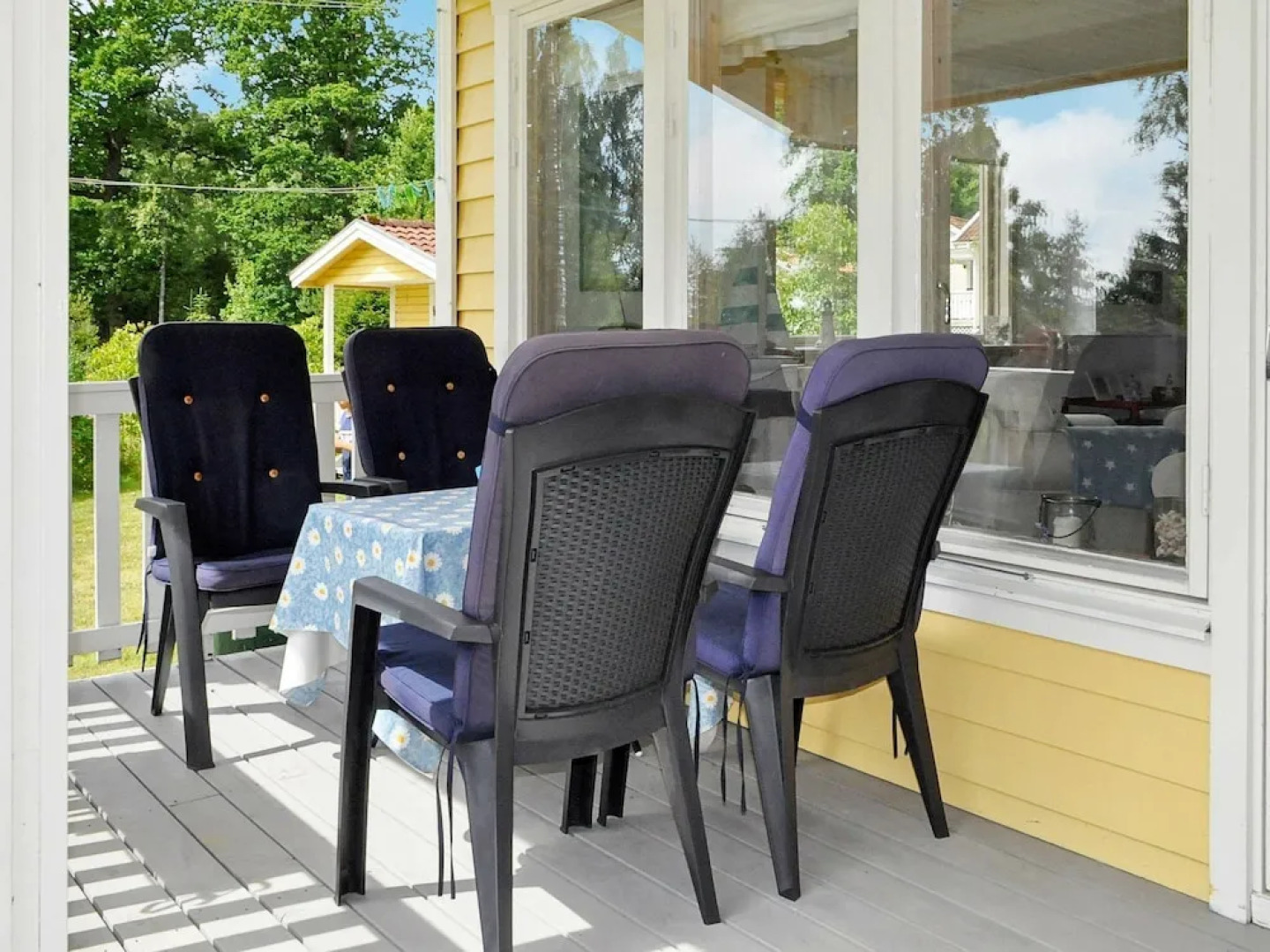 6 Person Holiday Home in Brålanda