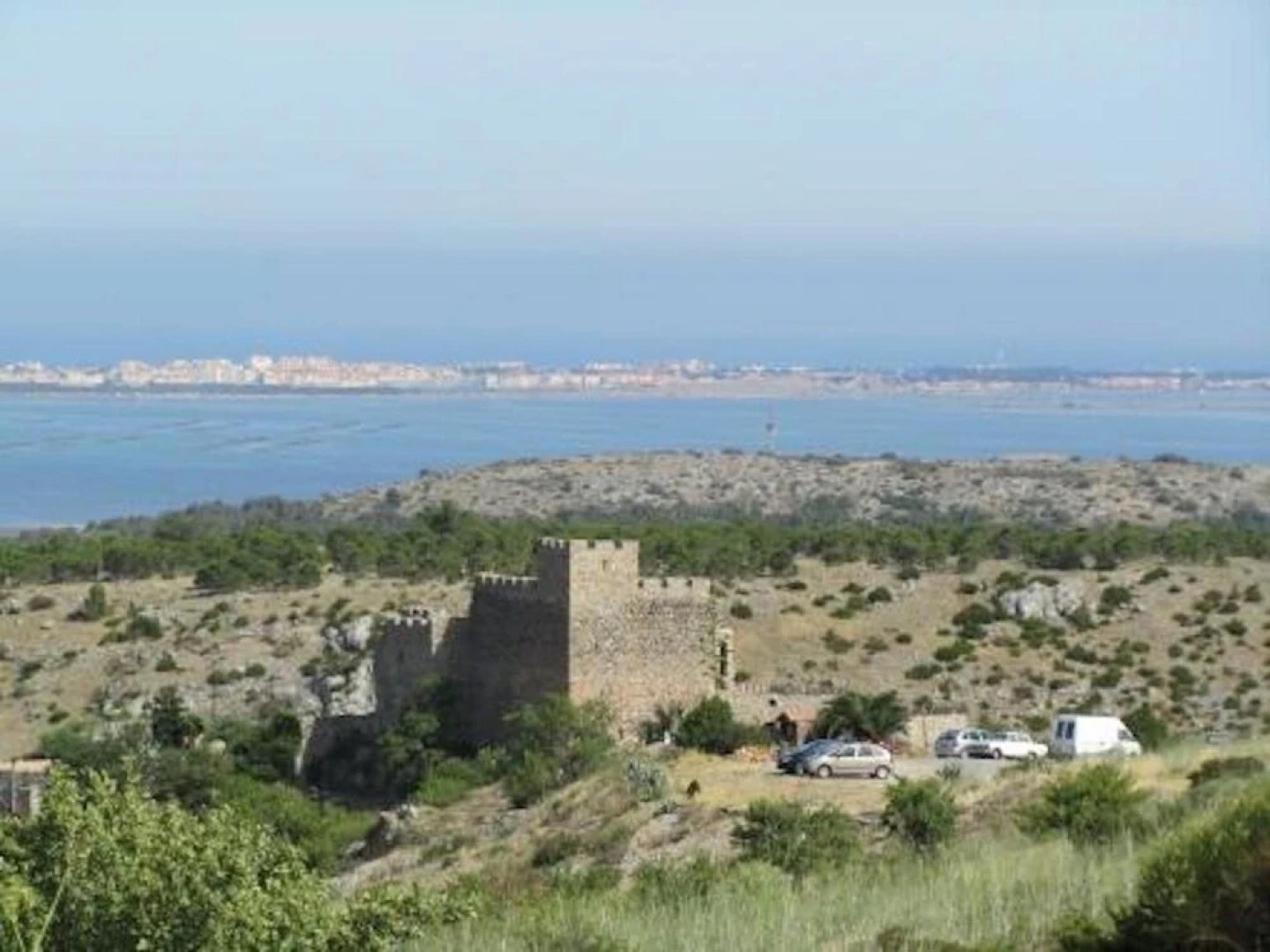 Tipi Lounge and breakfast