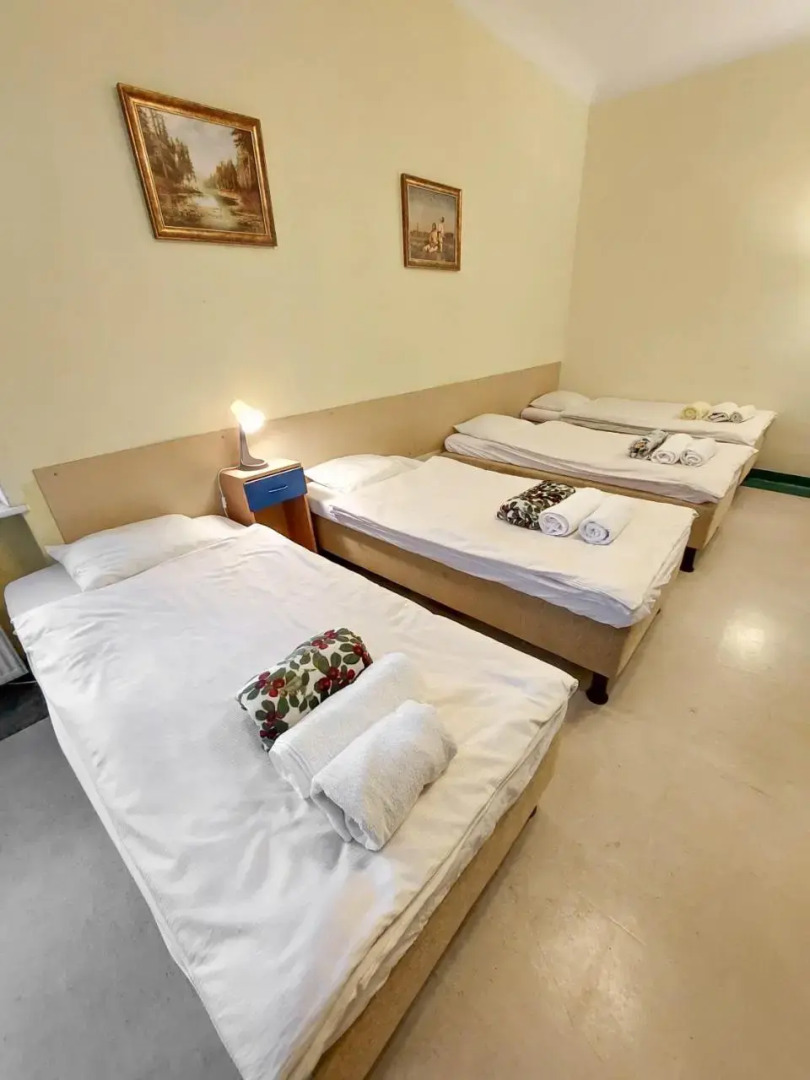 Willa Pod Starymi Lipami