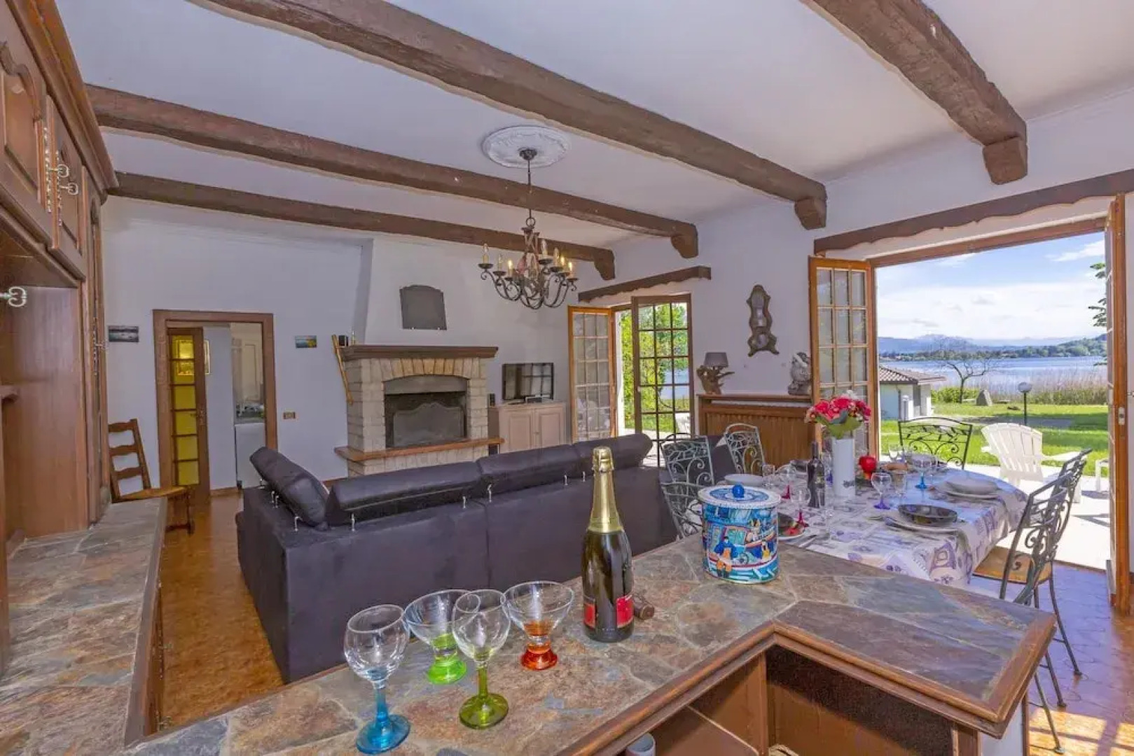 Villa Martine Au Bord Du Lac
