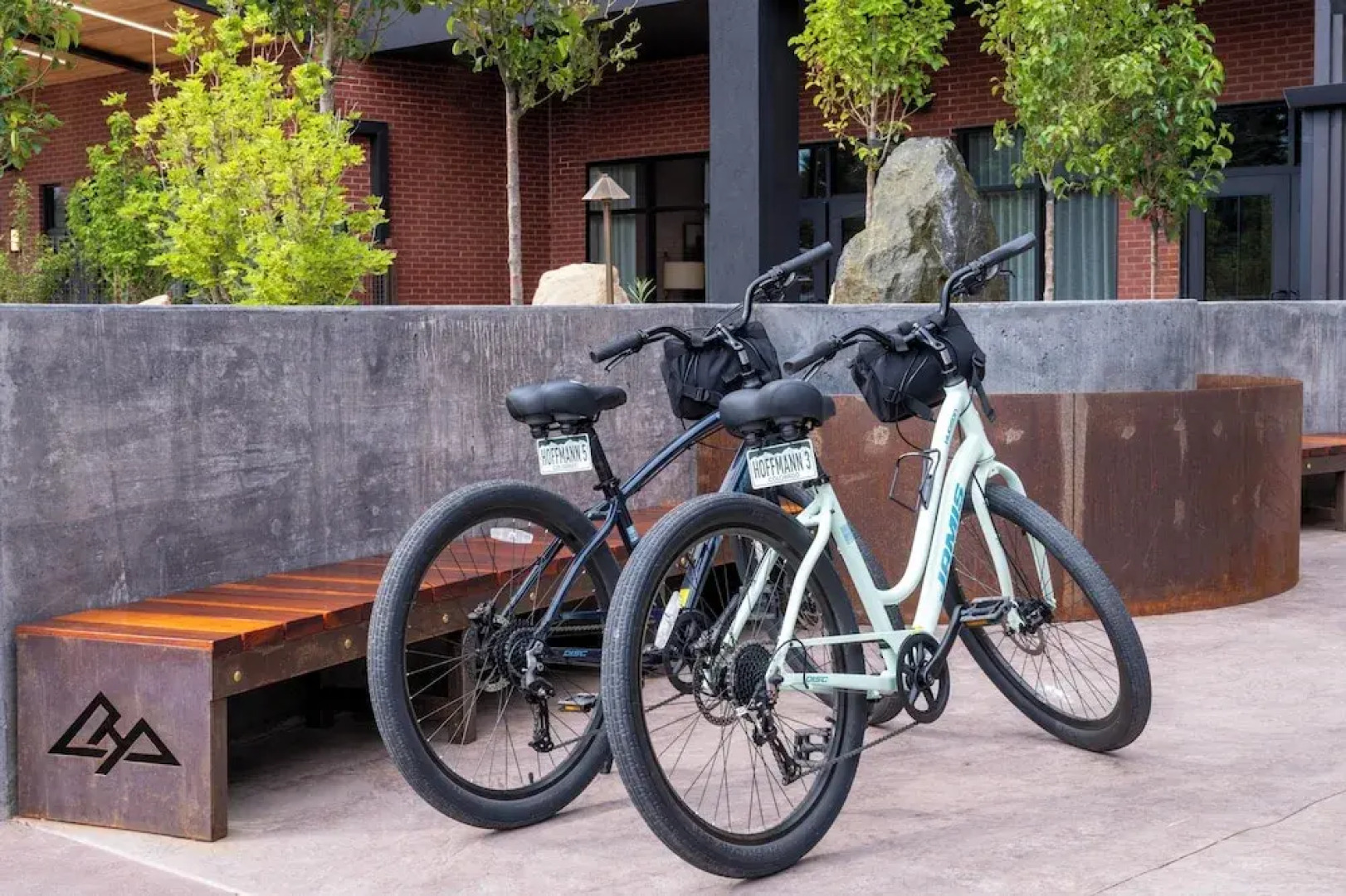 The Hoffmann Hotel Basalt Aspen, Tapestry Collection By Hilton