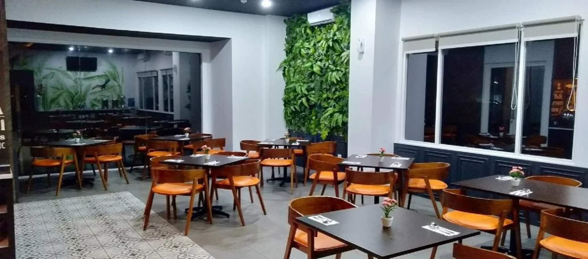 Front One Inn Kediri