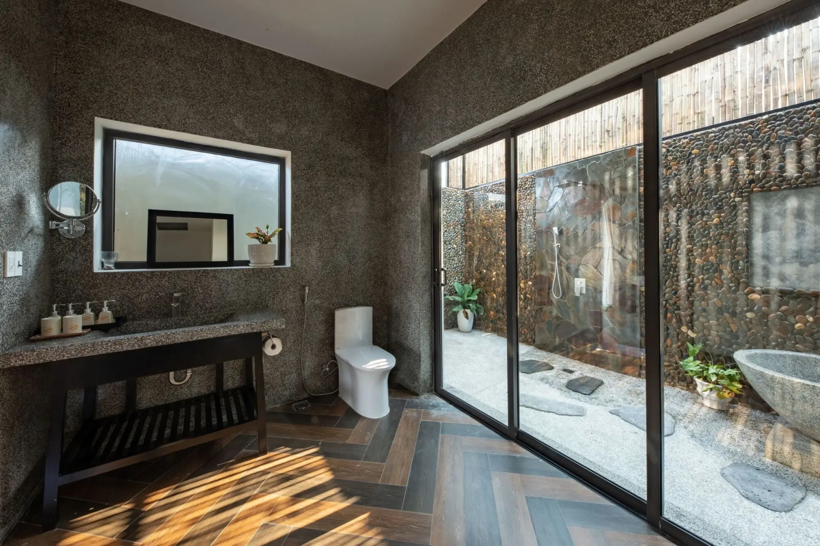 Phong Nha Lake House