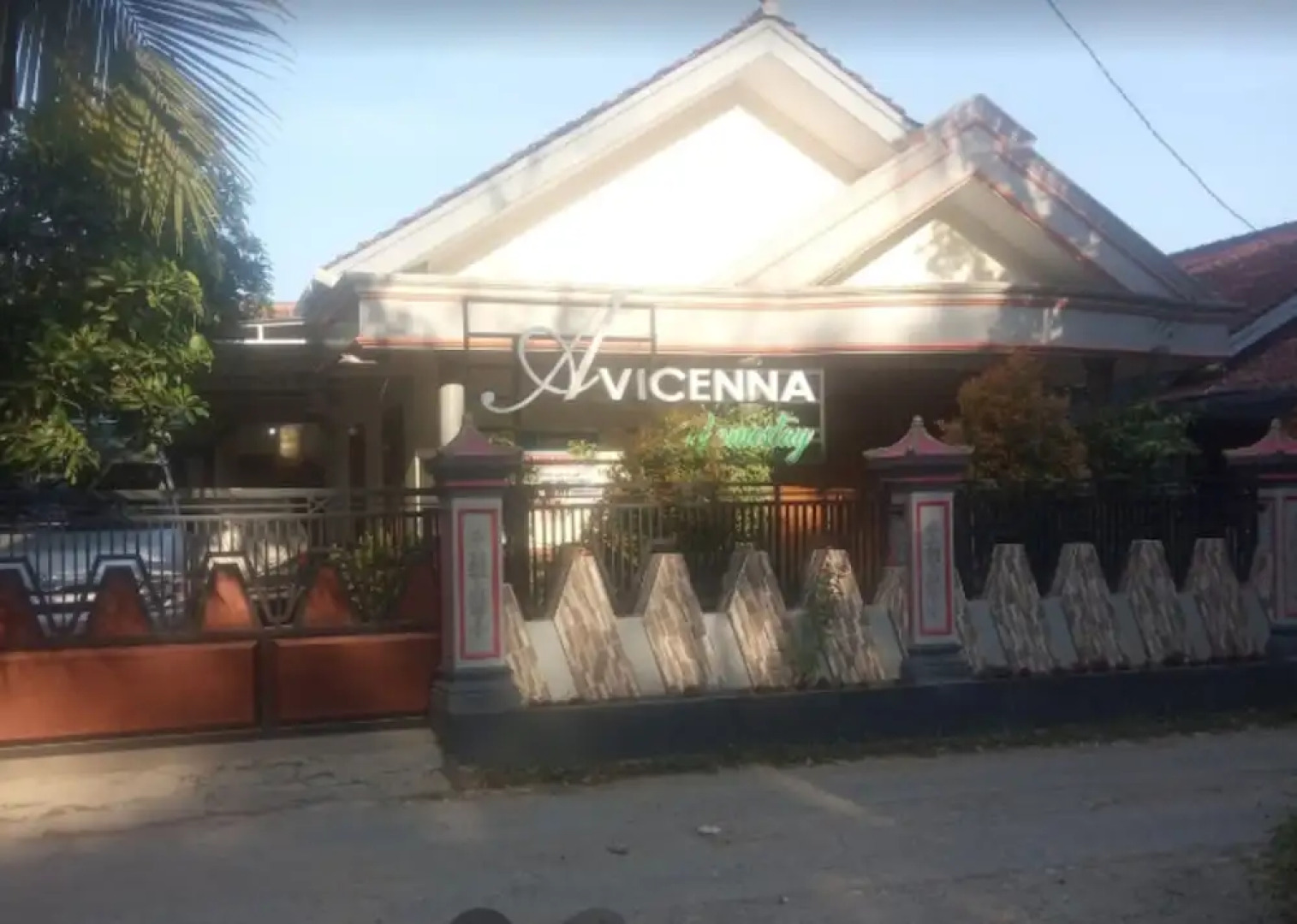 Avicenna 2 Guesthouse