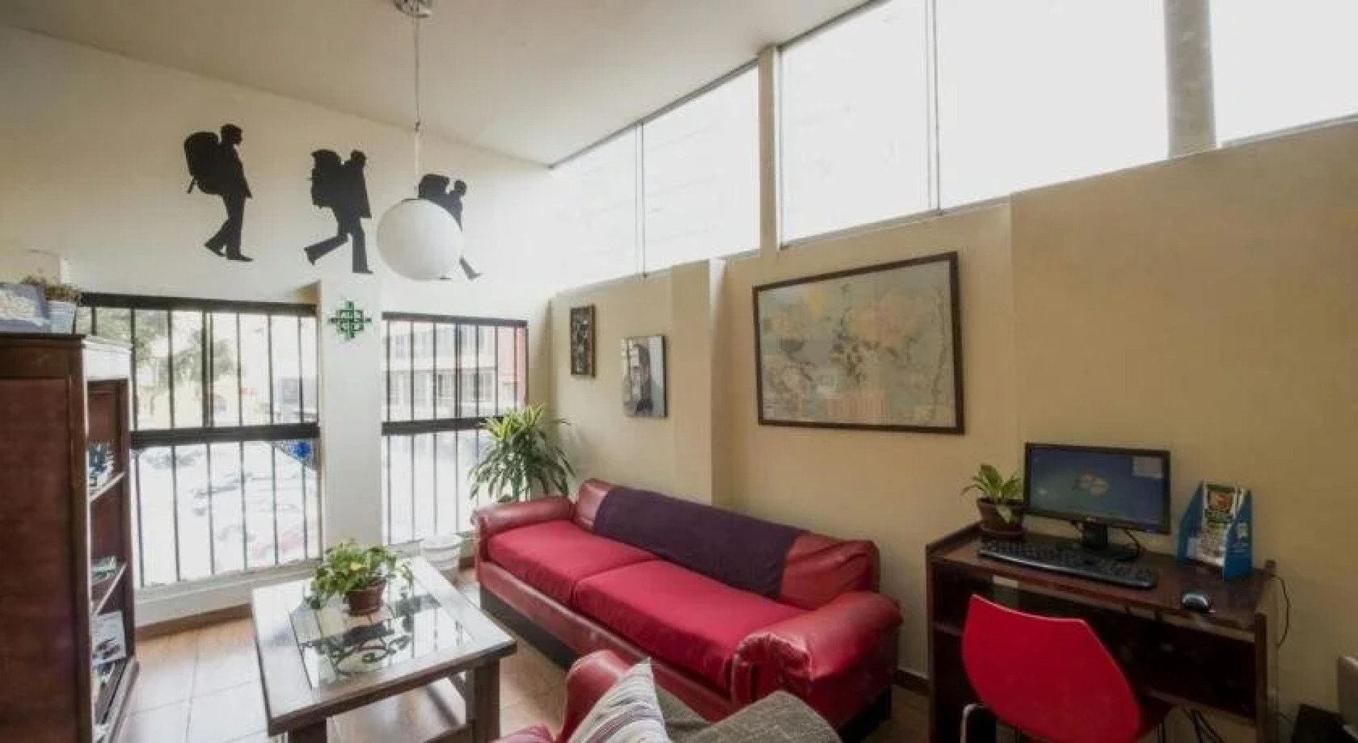 Flying Dog Backpackers Hostel