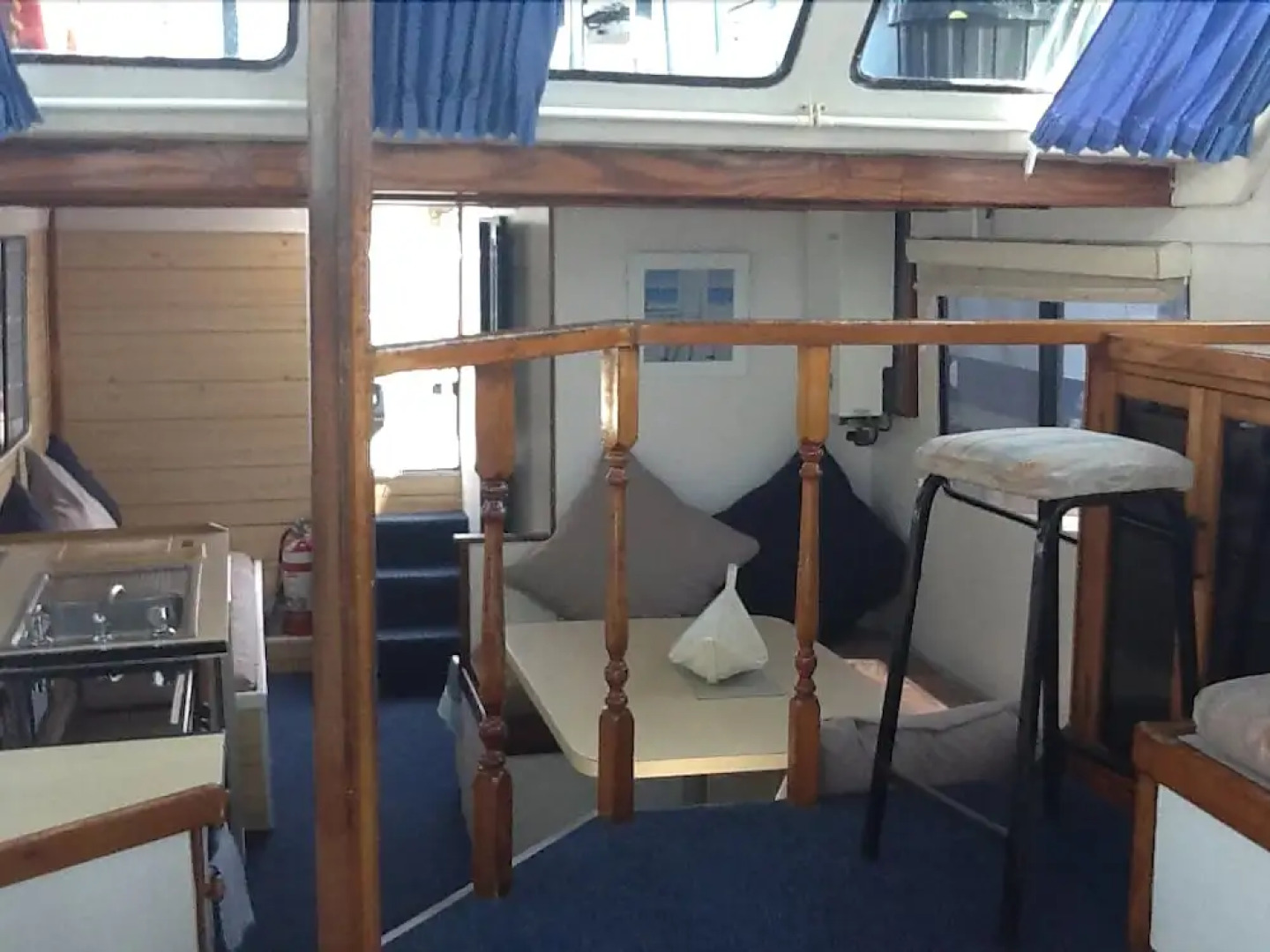 Boyds Bay Houseboat Holidays